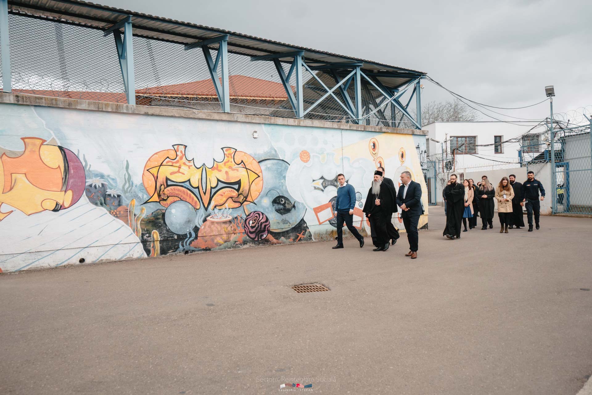 Înaltpreasfințitul Părinte Teofan a împărțit pachete de Paște persoanelor private de libertate din Penitenciarul Iași