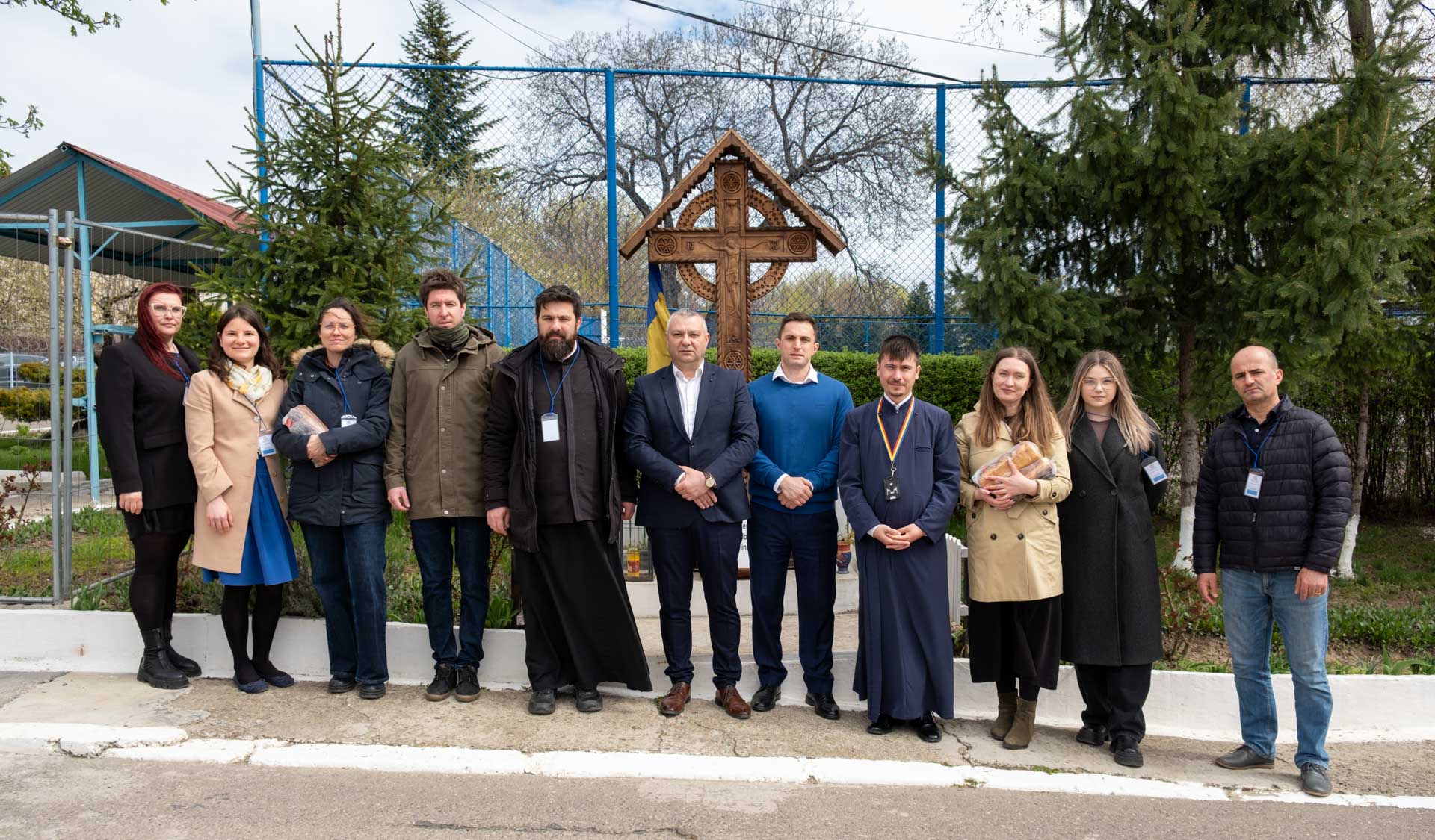 Înaltpreasfințitul Părinte Teofan a împărțit pachete de Paște persoanelor private de libertate din Penitenciarul Iași