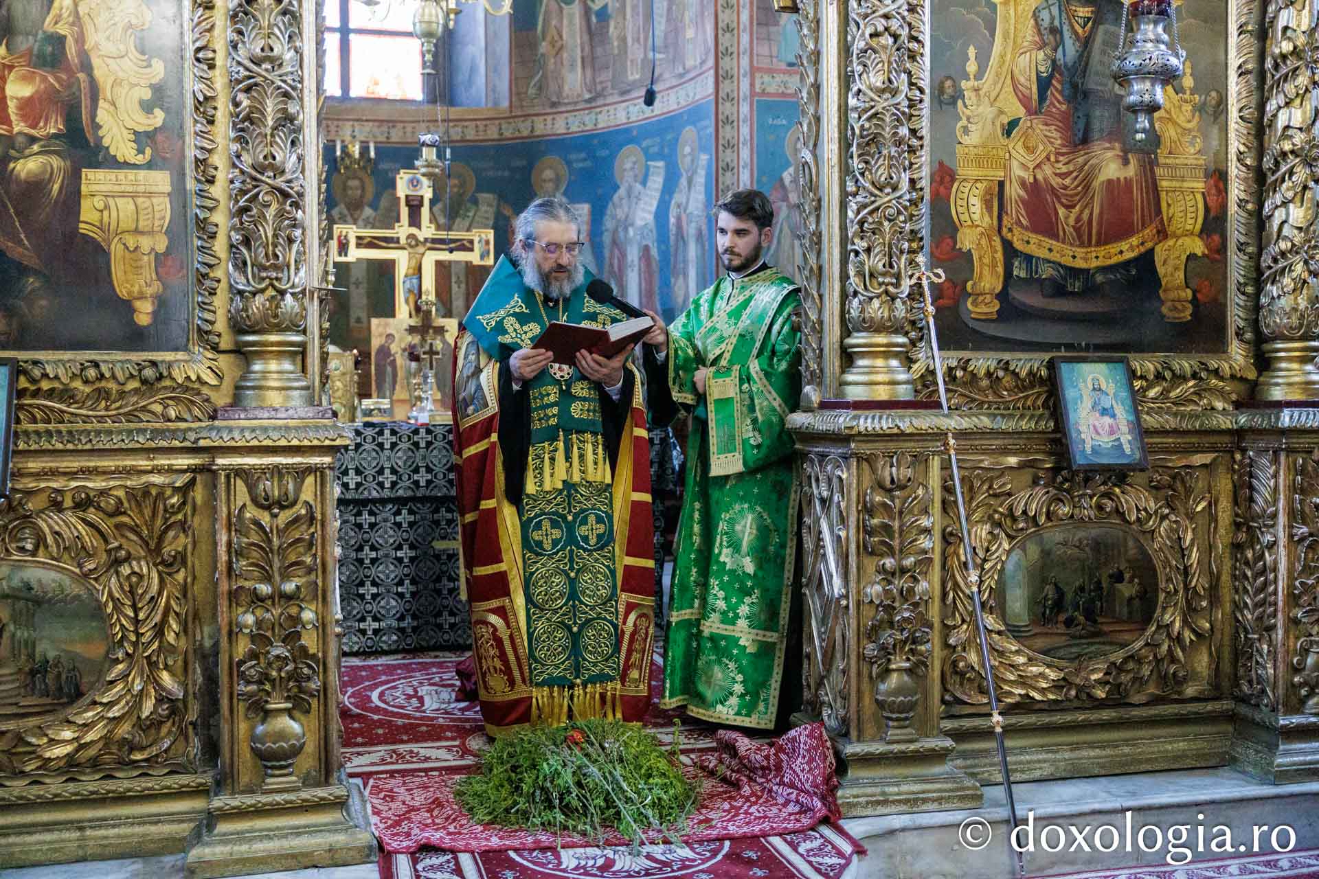 Aproximativ 2500 de credincioși au participat la Procesiunea de Florii din Iași