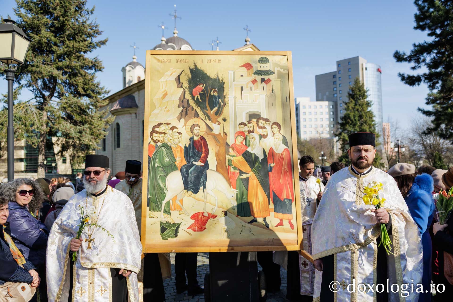 Aproximativ 2500 de credincioși au participat la Procesiunea de Florii din Iași