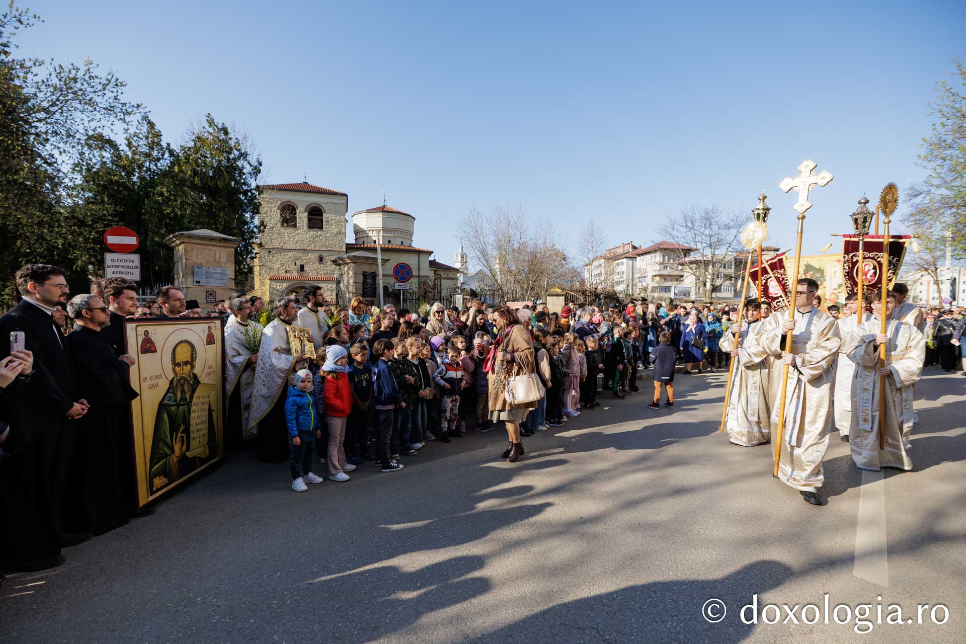 Aproximativ 2500 de credincioși au participat la Procesiunea de Florii din Iași