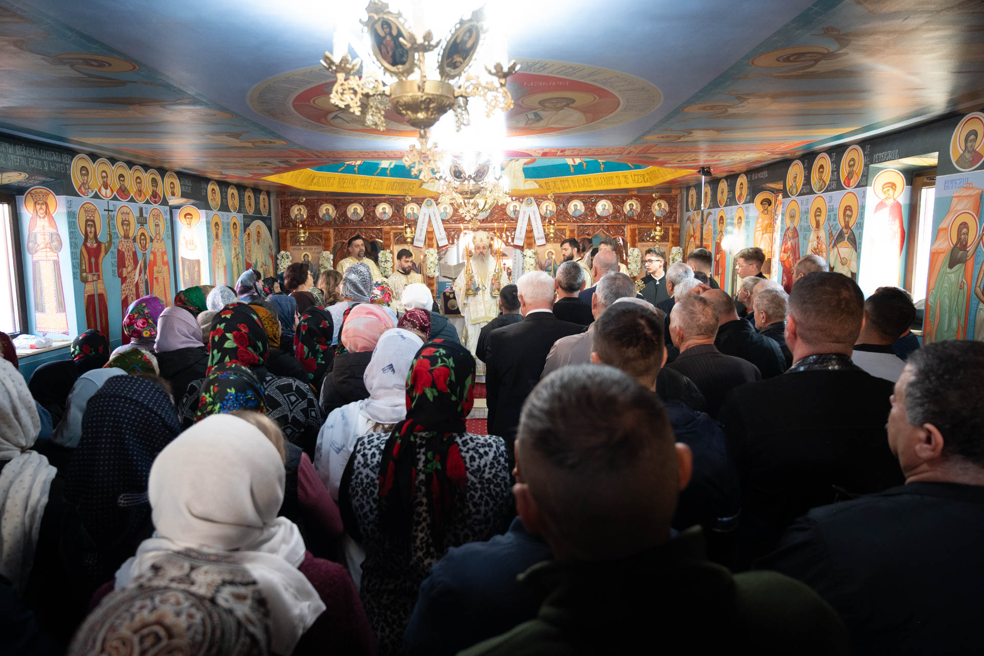 Troiță ridicată în memoria mamelor cu mulți copii