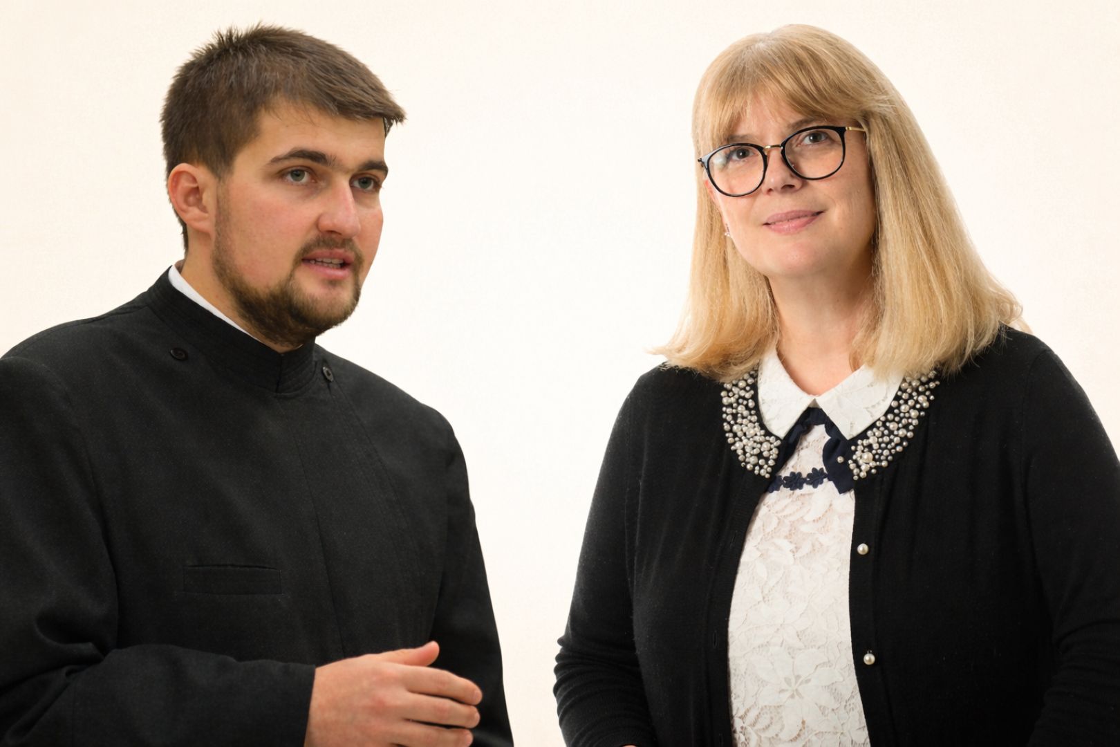 interviu cu lect. dr. Adriana Bara