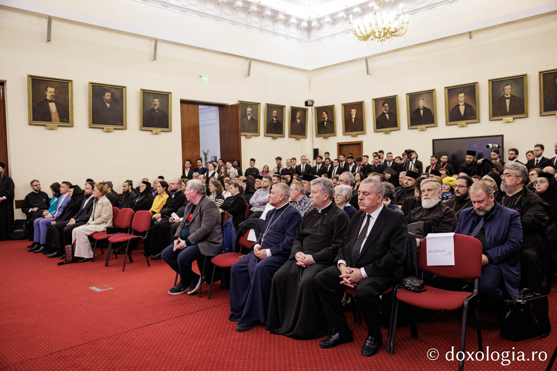 Deschiderea Simpozionului Internațional „Dumitru Stăniloae” la Iași: reflecții dedicate Maicii Domnului și familiei creștine / Foto: Oana Nechifor