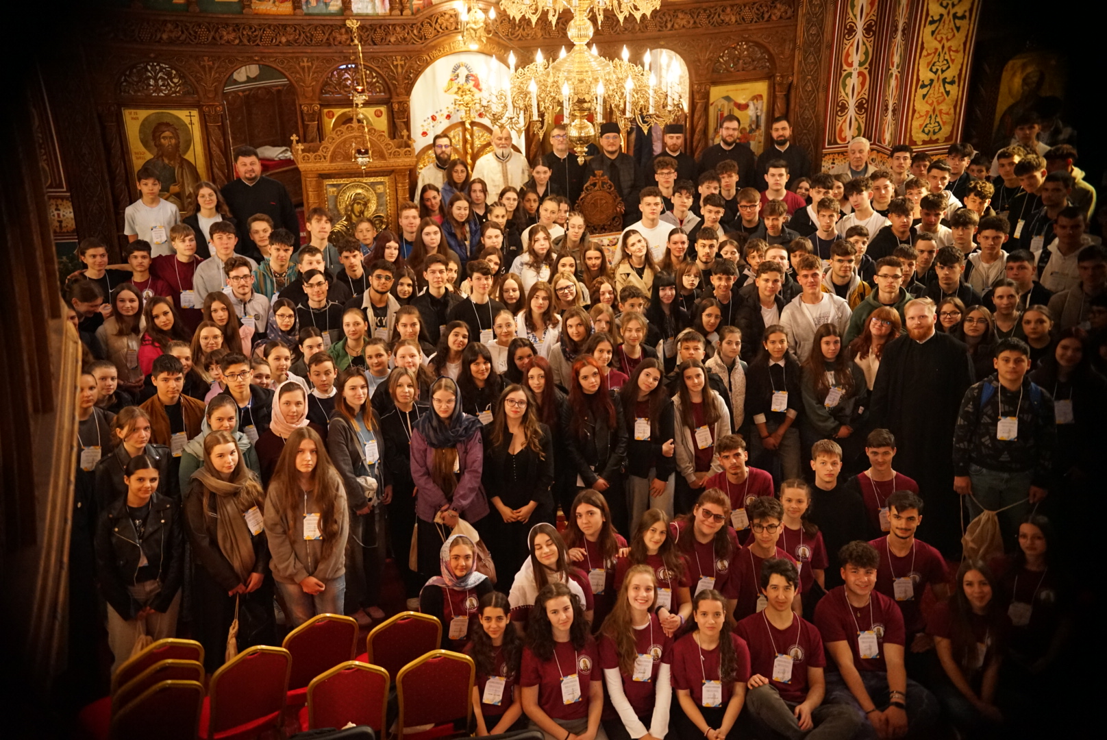 Peste 200 de tineri au participat la Întâlnirea Tinerilor din Protopopiatul Piatra Neamț