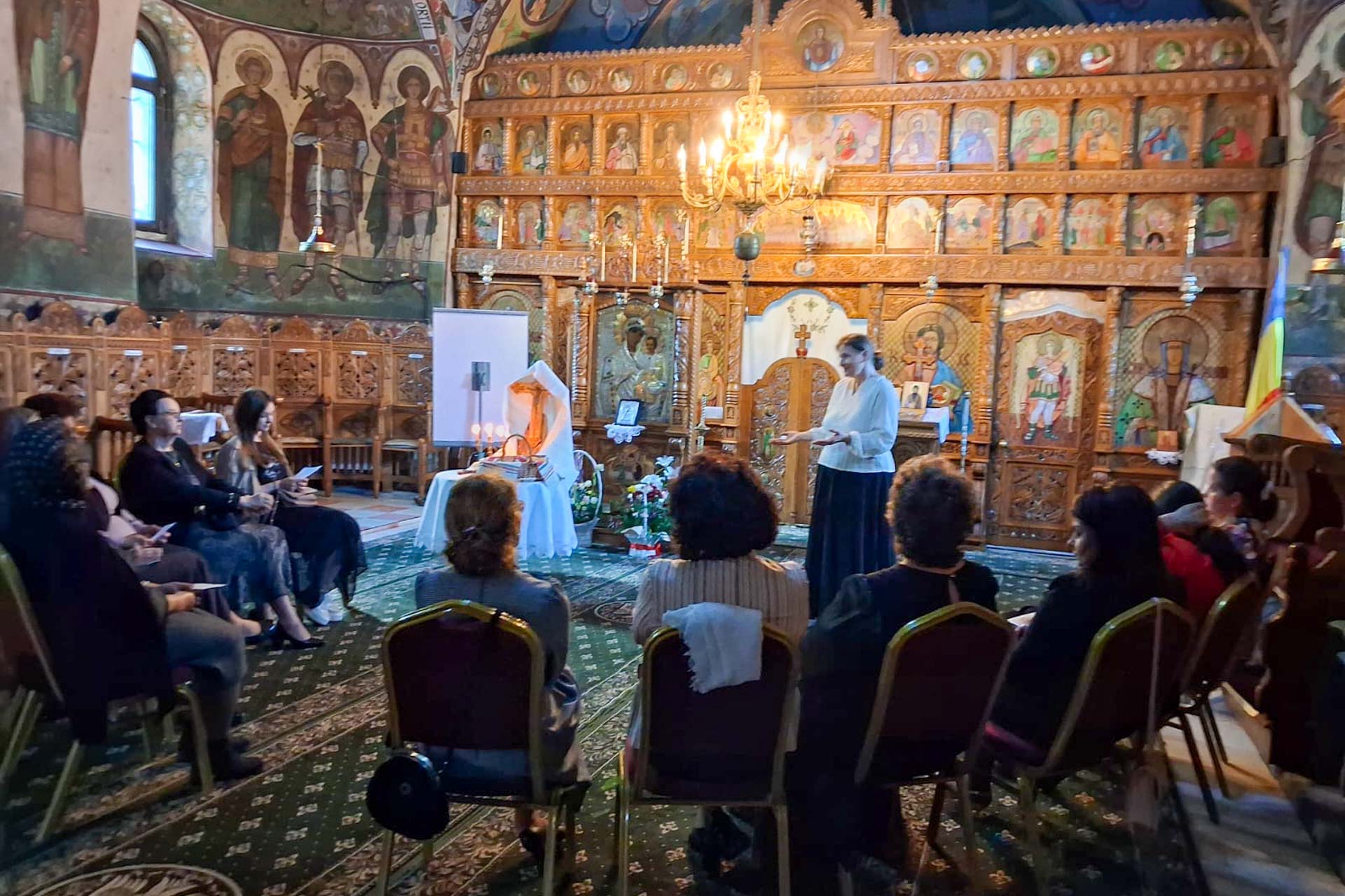 Atelier dedicat preoteselor din Protopopiatul Hârlău, la Parohia Pârcovaci