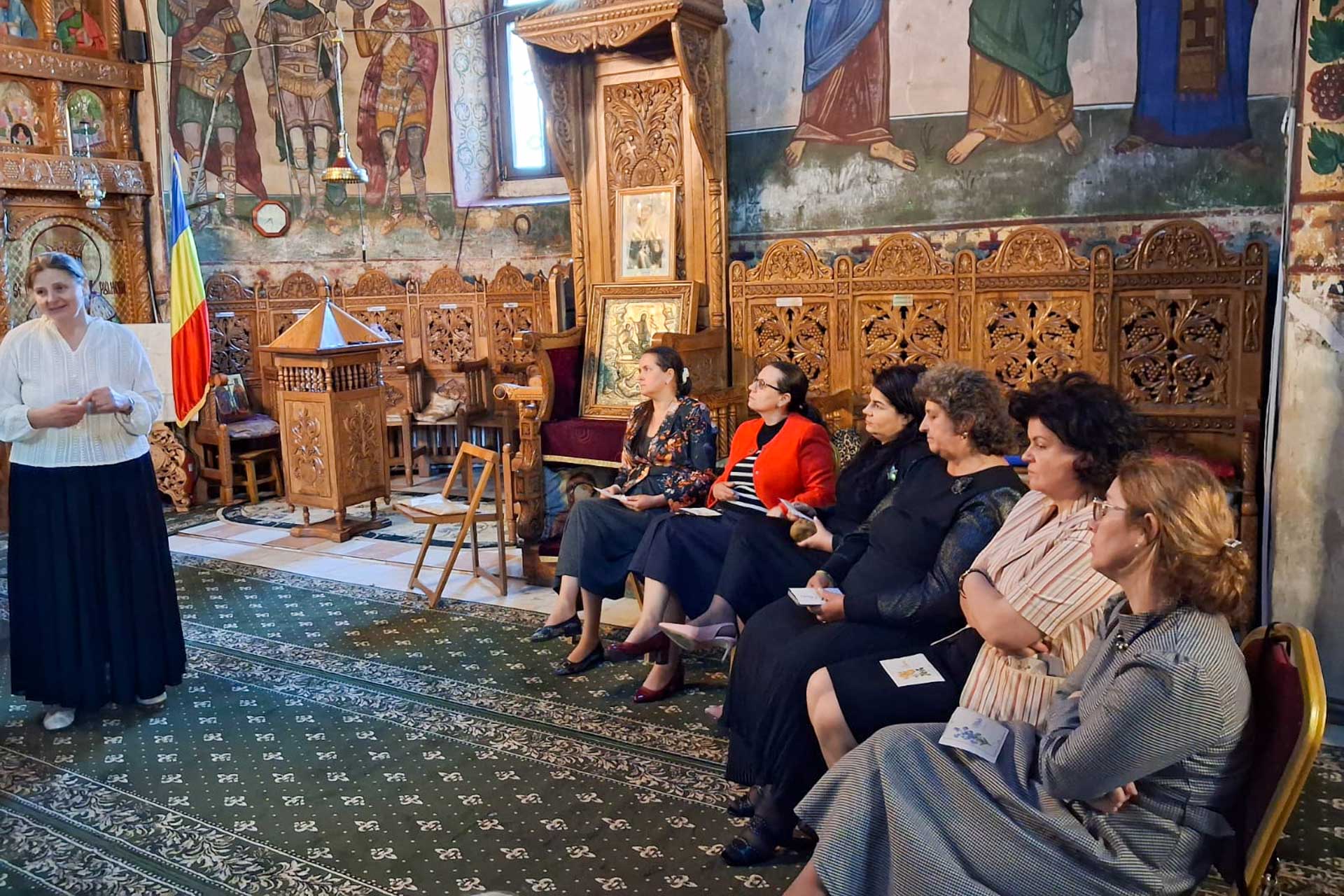 Atelier dedicat preoteselor din Protopopiatul Hârlău, la Parohia Pârcovaci