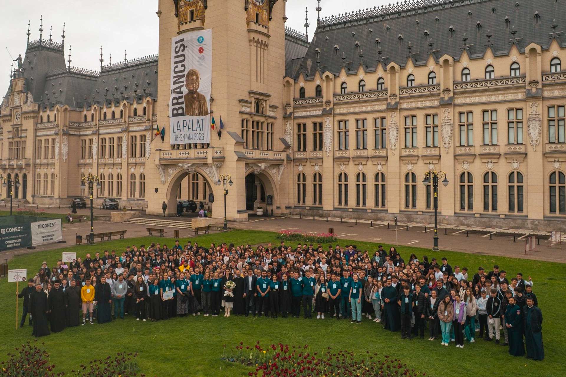 Peste 500 de tineri ieșeni au participat la Întâlnirea Anuală a Tinerilor din Protopopiatele Ieșene