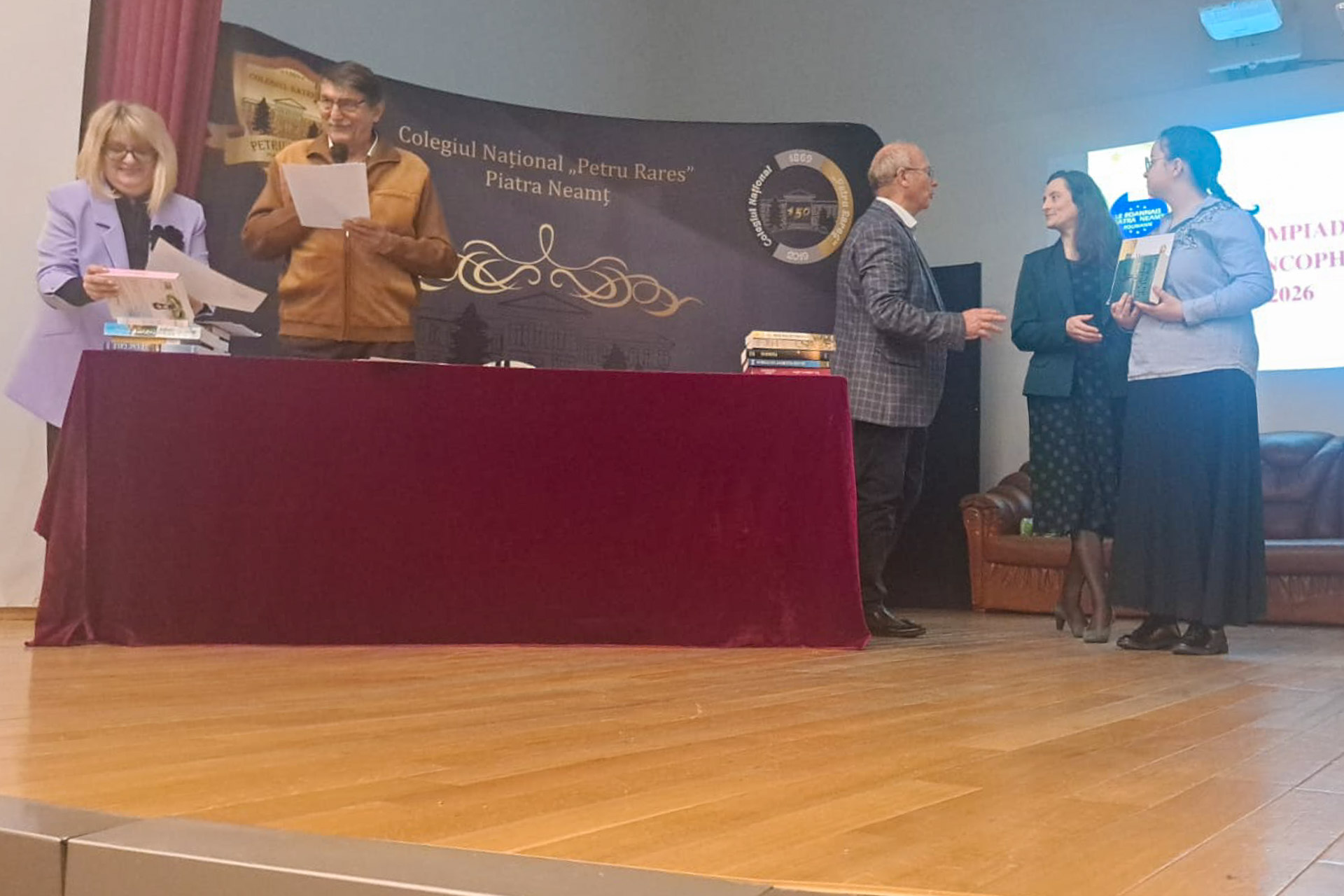 Premiu internațional pentru o elevă pasionată de limba franceză de la Seminarul Teologic Ortodox „Veniamin Costachi” de la Mănăstirea Neamț