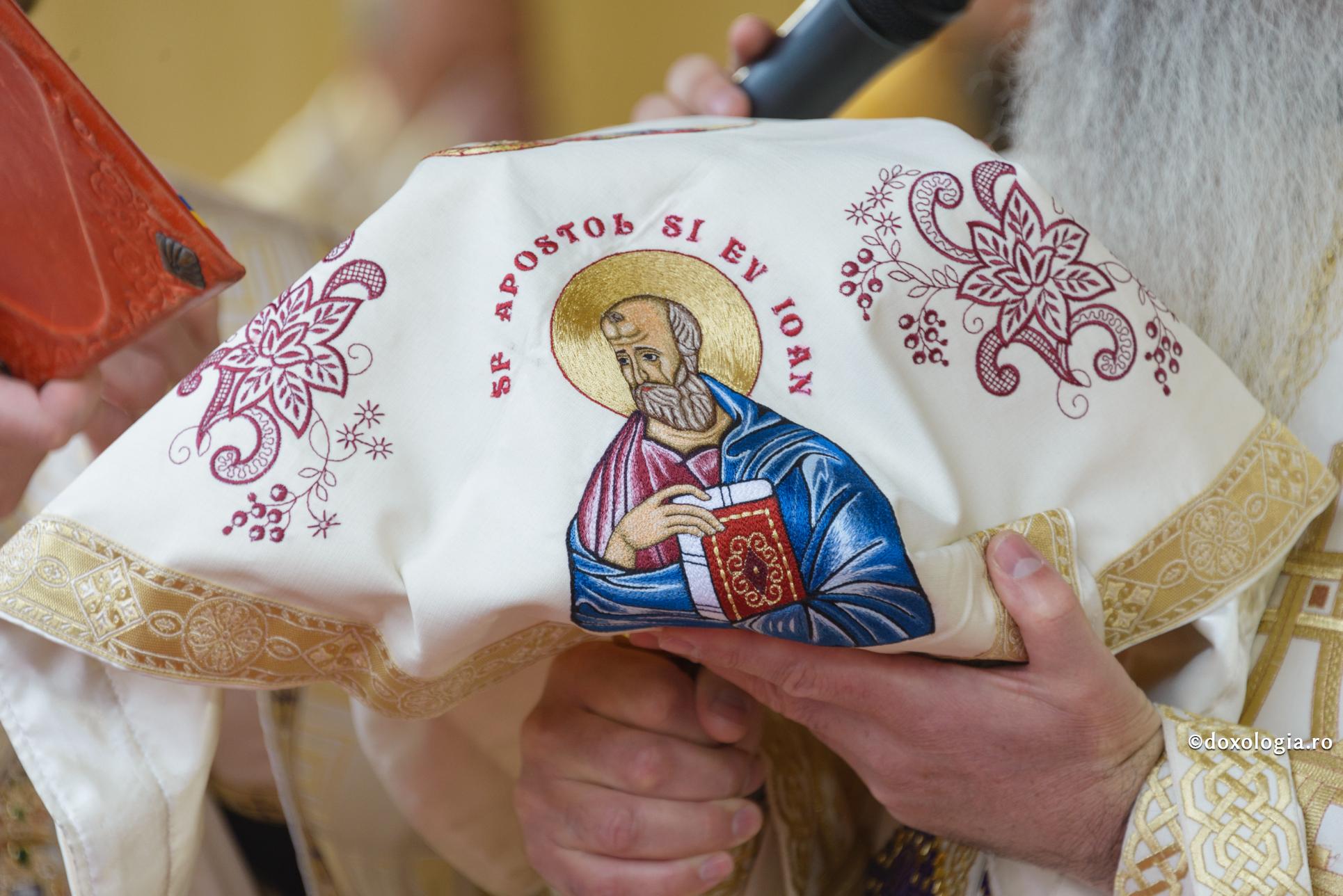 Sfântul Apostol și Evanghelist Ioan