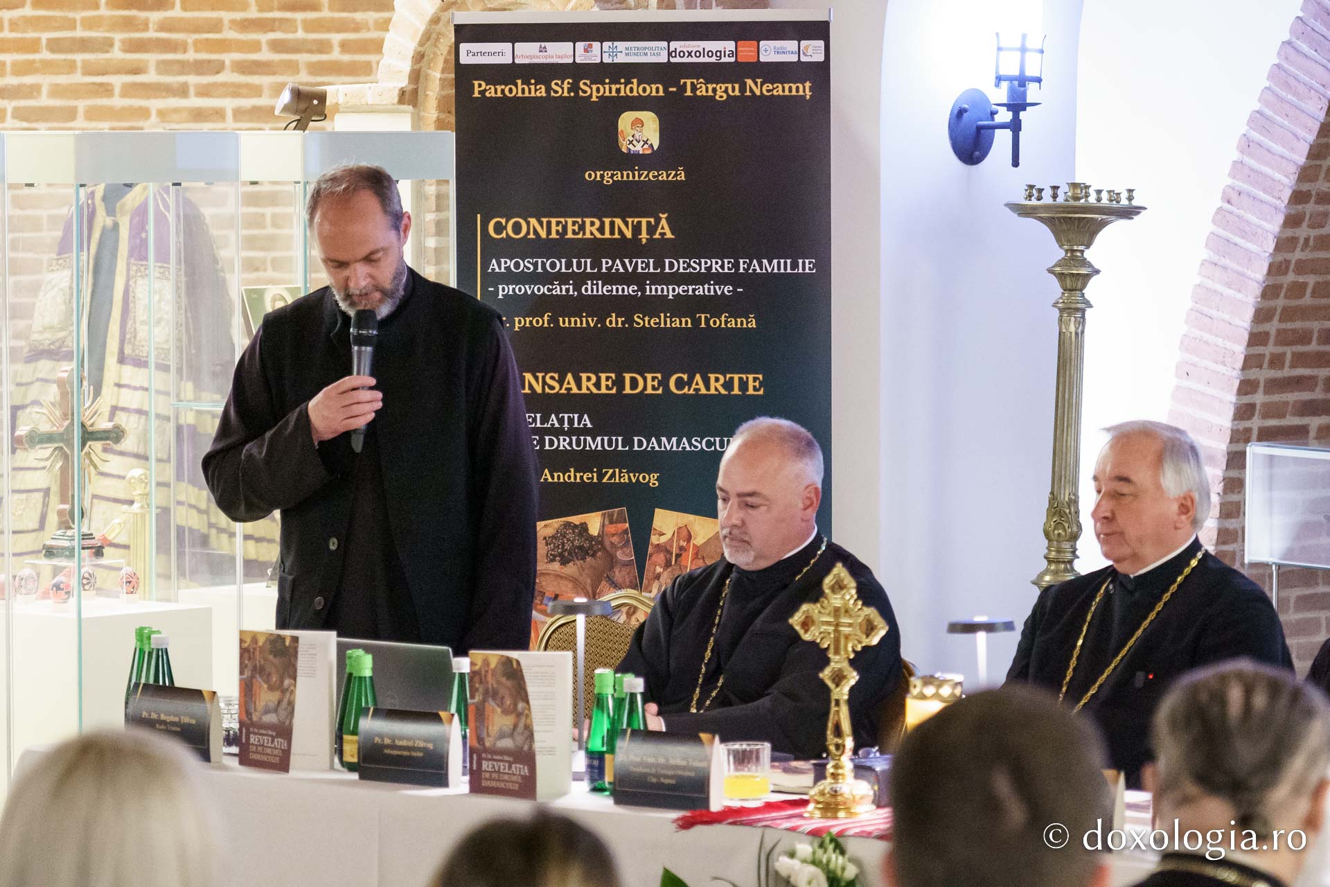 Conferință și lansare de carte dedicate familiei creștine și teologiei pauline, la Iași