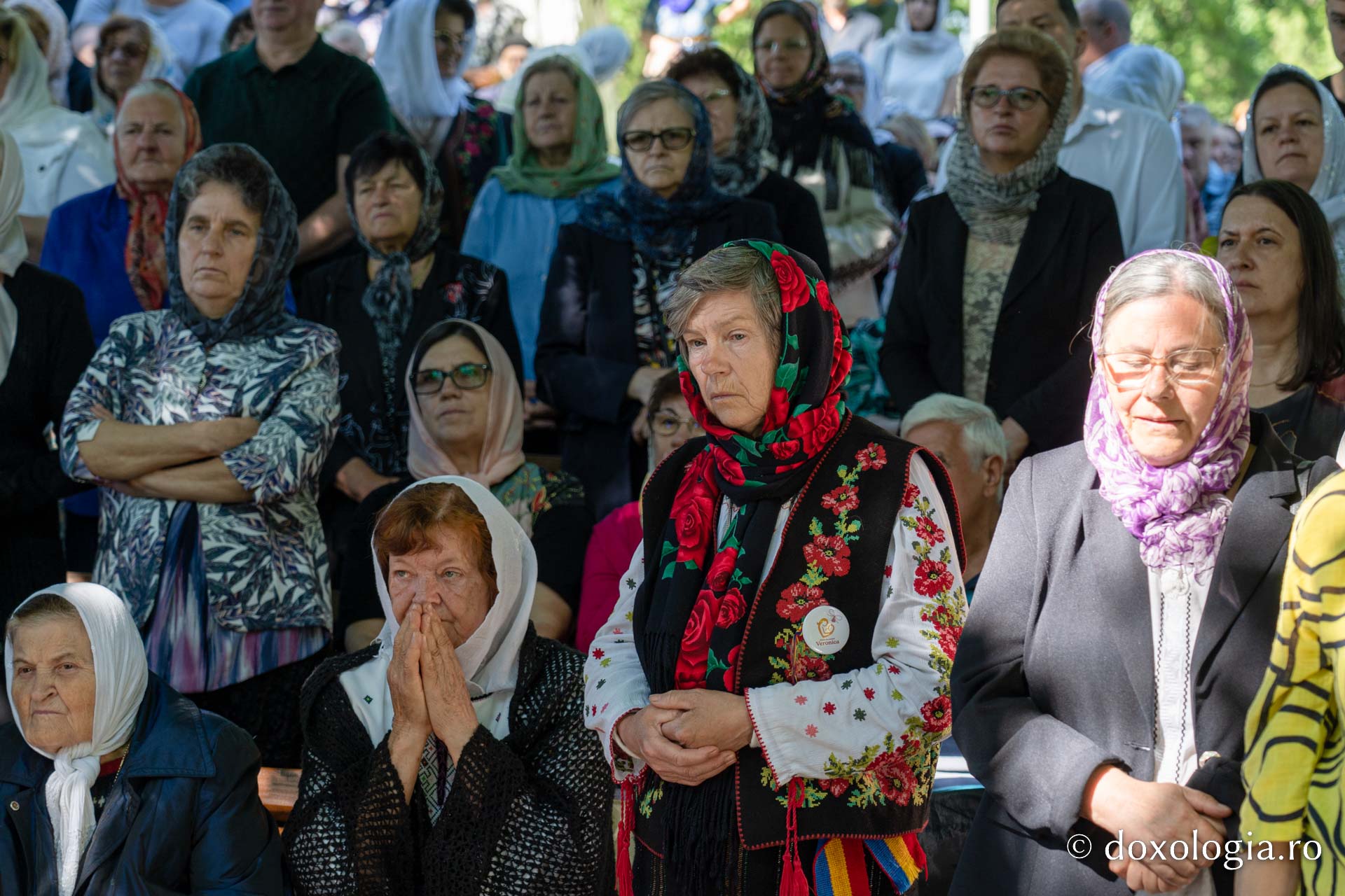 „Viața sfinților ne îndeamnă să ne încredințăm Domnului”, a transmis PS Nichifor Botoșăneanul credincioșilor veniți la hramul Mănăstirii Bucium