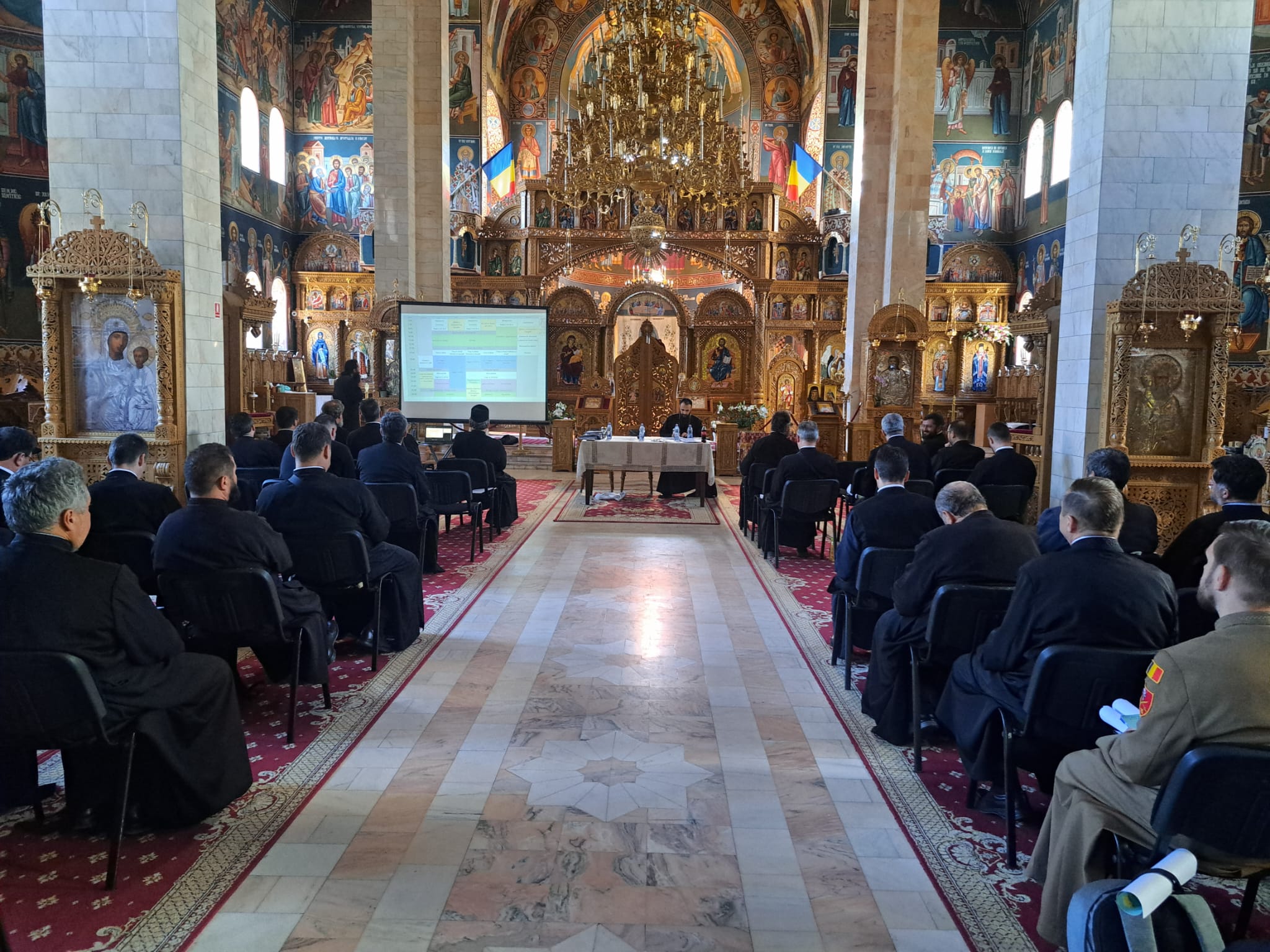 Ședința preoților din Protoieria Iași I, la Biserica „Sfântul Nectarie”