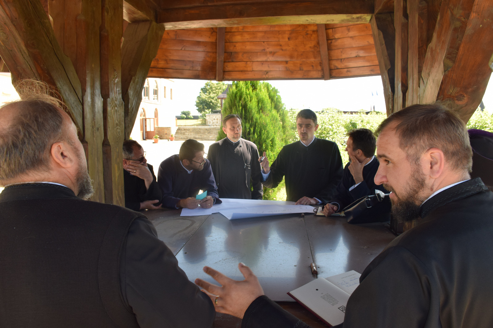 Preoții cateheți din județul Iași s-au întâlnit la Mănăstirea Hadâmbu