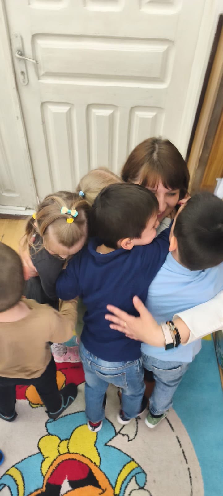 Comorile din inimi: Despre nevoi, dorințe și darul milosteniei la Botoșani