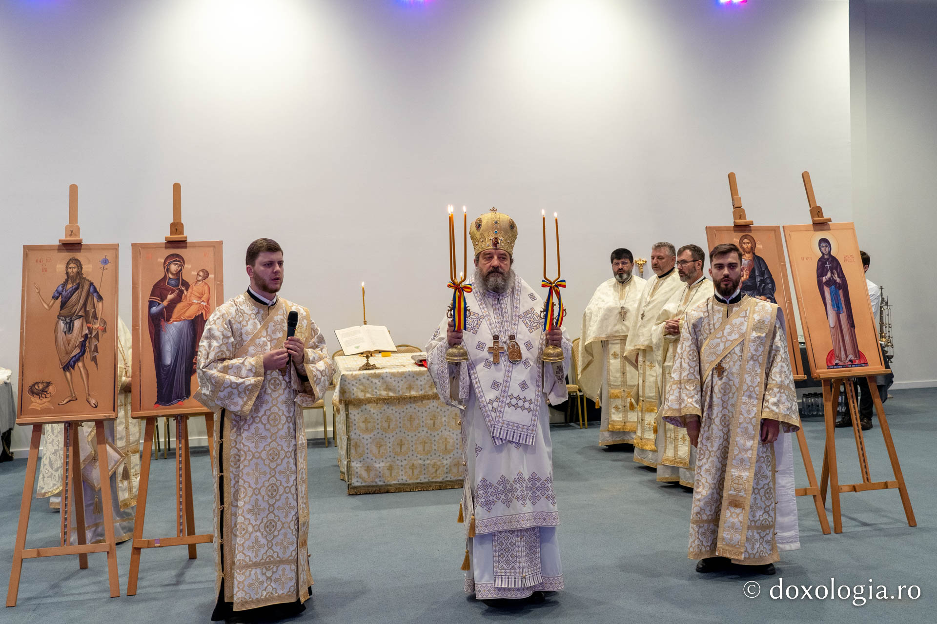 Mamele cu mulți copii din județele Iași, Botoșani și Neamț s-au reîntâlnit într-o ediție aniversară „Cu dragoste pentru mame”
