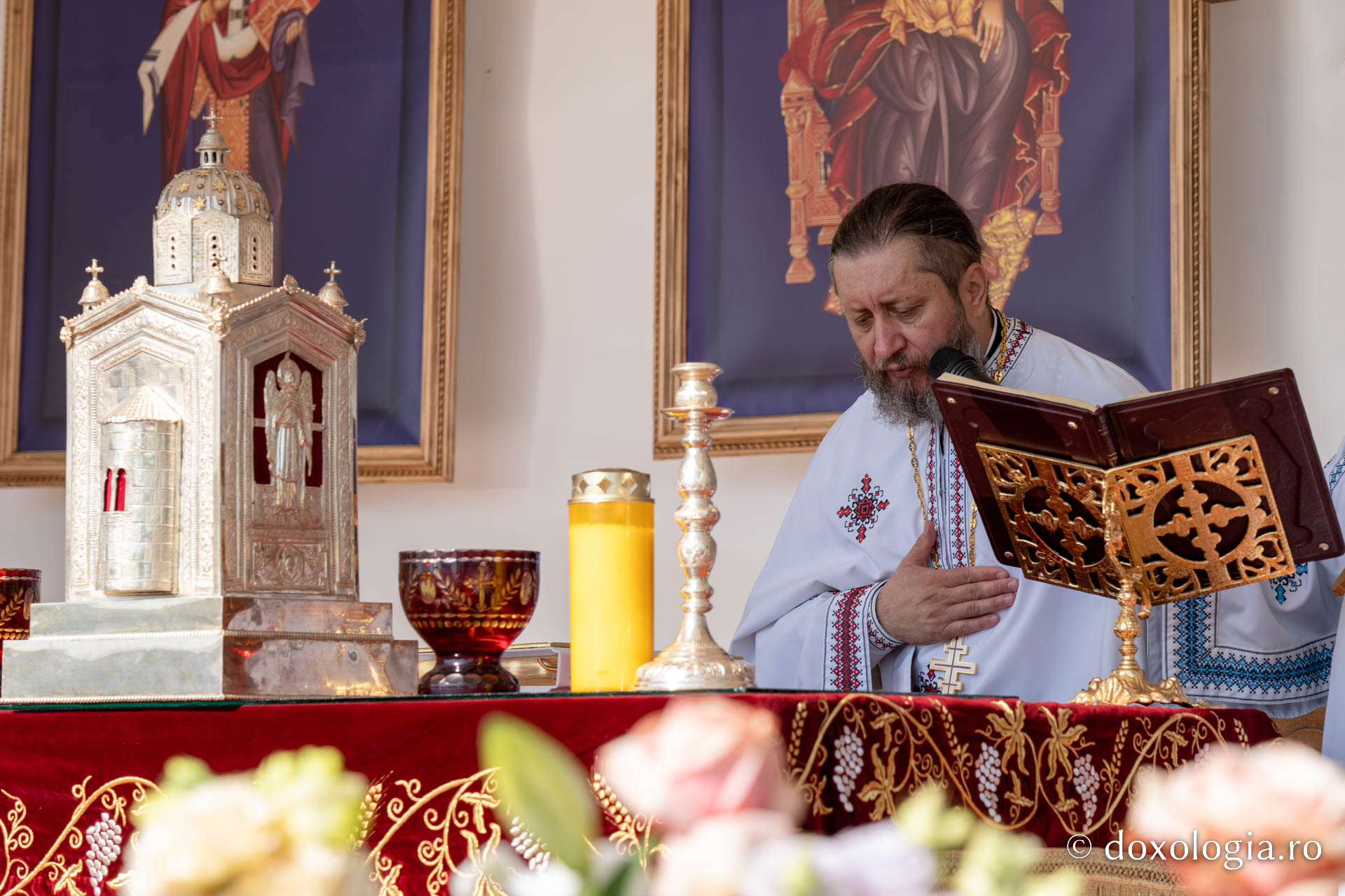 Sfinții Petru și Pavel, cinstiți de ieșeni la Mănăstirea Cetățuia: „Cu această conștiință au trăit, că sunt ai Domnului”