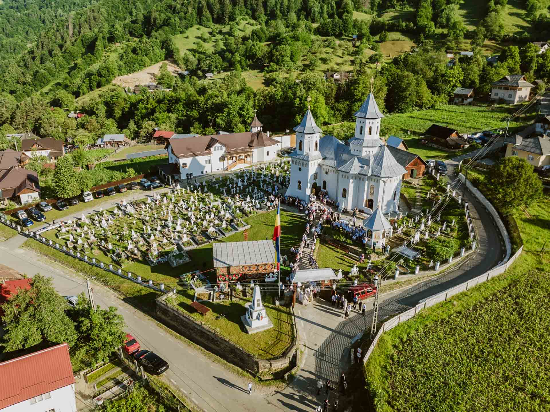 Parohia „Buna Vestire” din Popești, Farcașa, are un nou paraclis închinat Sfântului Ierarh Nectarie și Sfântului Efrem cel Nou
