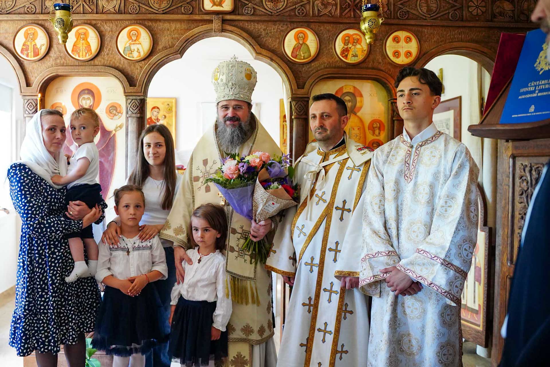 PS Macarie a slujit în Roma, Sardinia și Stockholm, în mijlocul comunităților românești