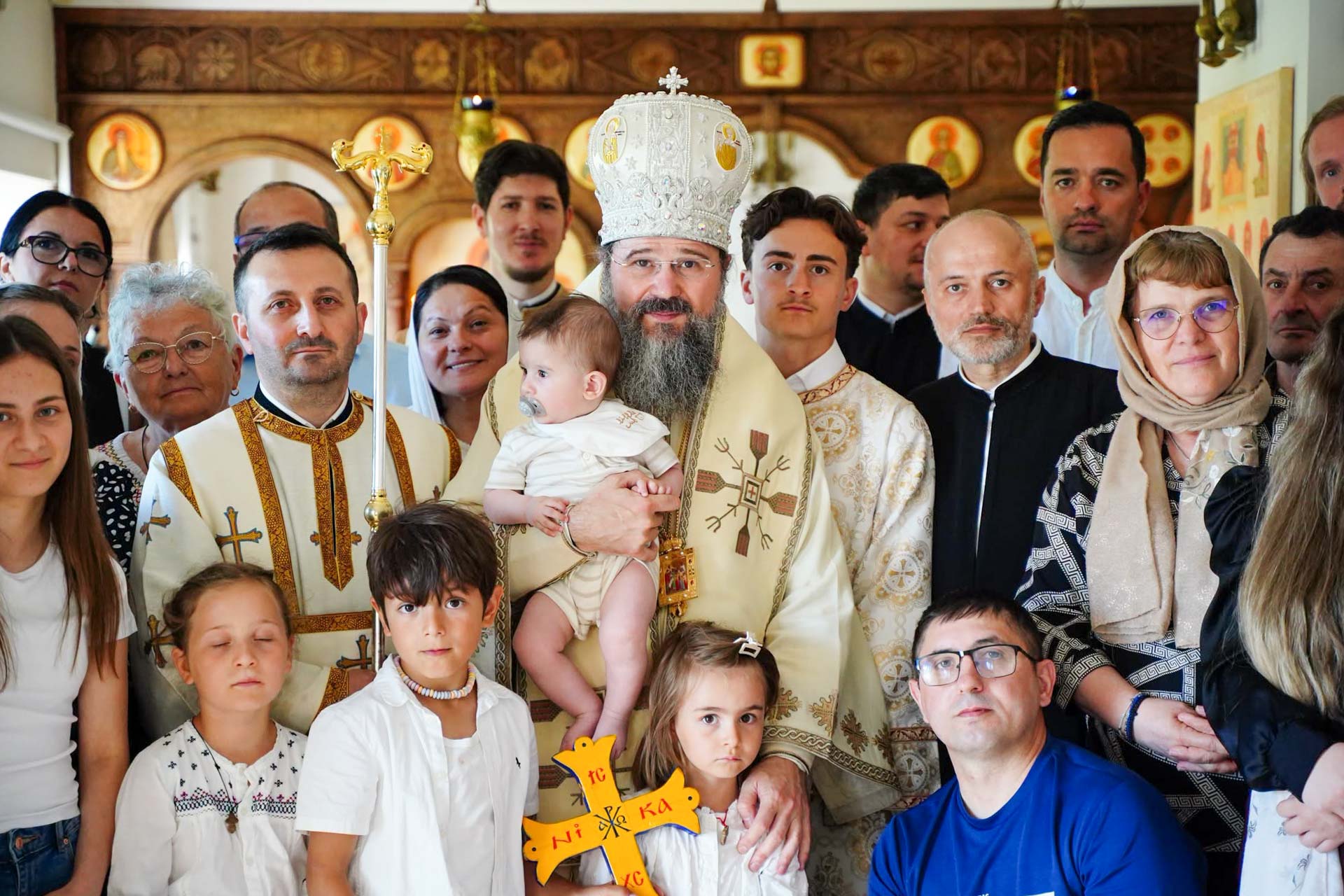 PS Macarie a slujit în Roma, Sardinia și Stockholm, în mijlocul comunităților românești