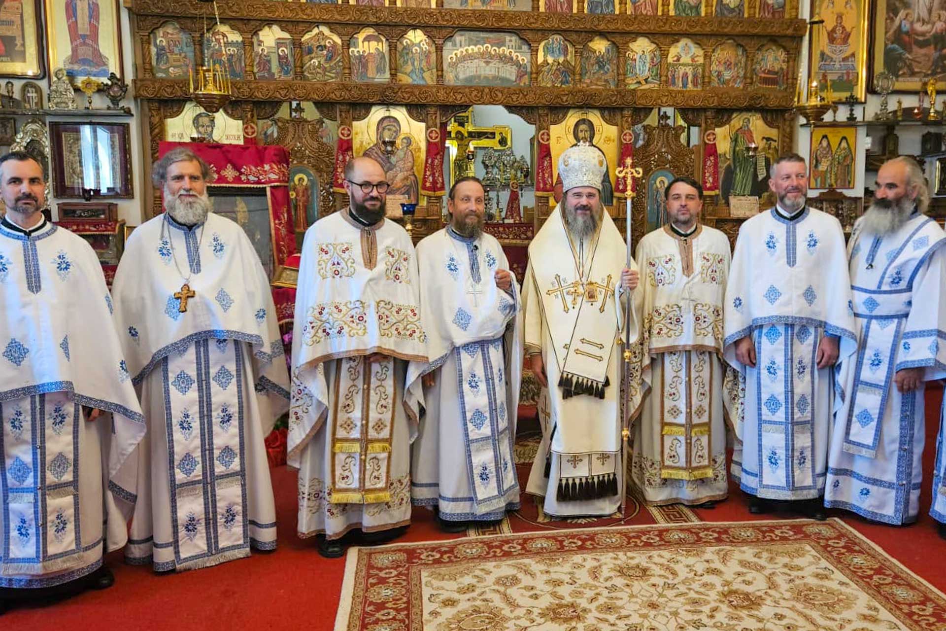 PS Macarie a slujit în Roma, Sardinia și Stockholm, în mijlocul comunităților românești
