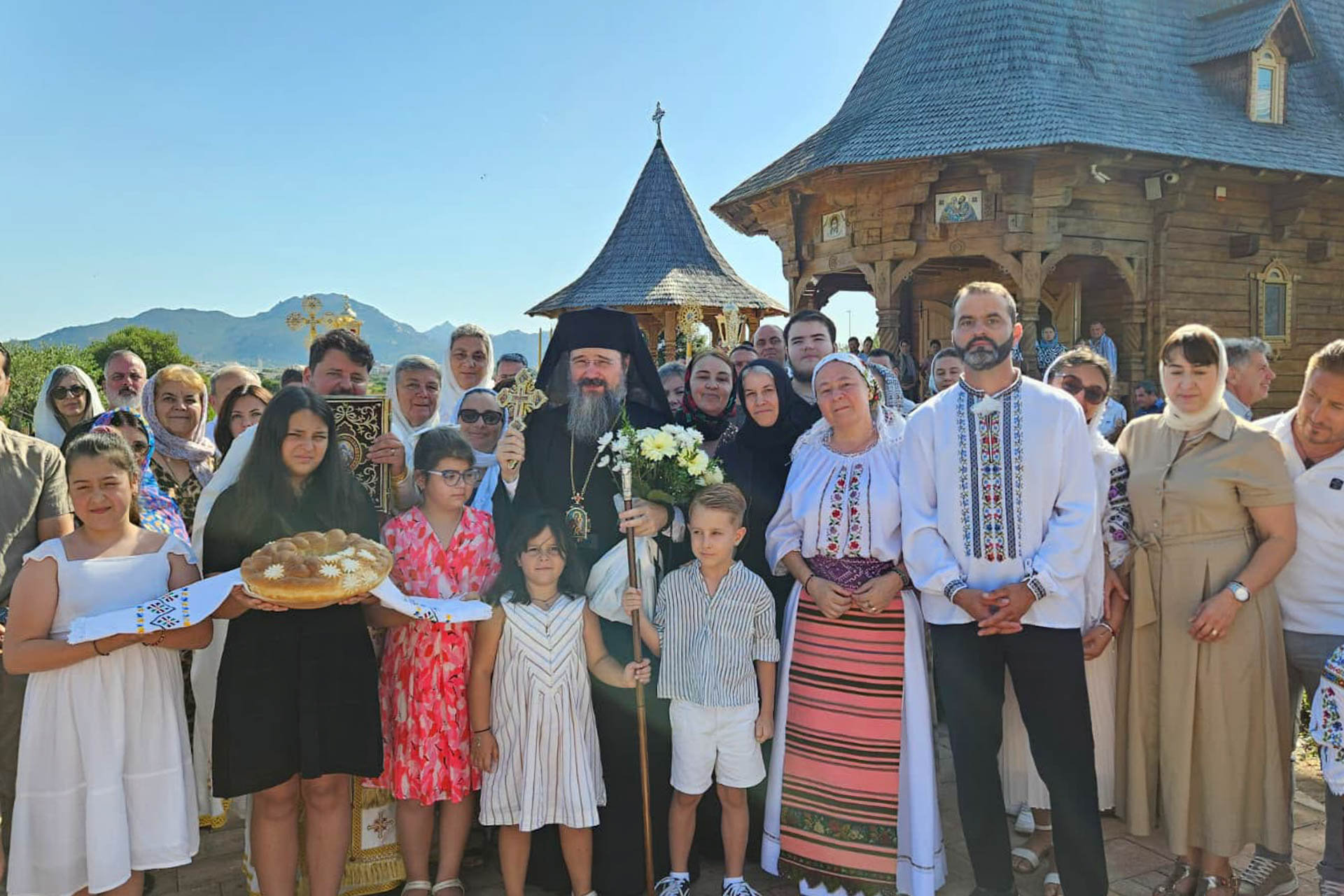PS Macarie a slujit în Roma, Sardinia și Stockholm, în mijlocul comunităților românești