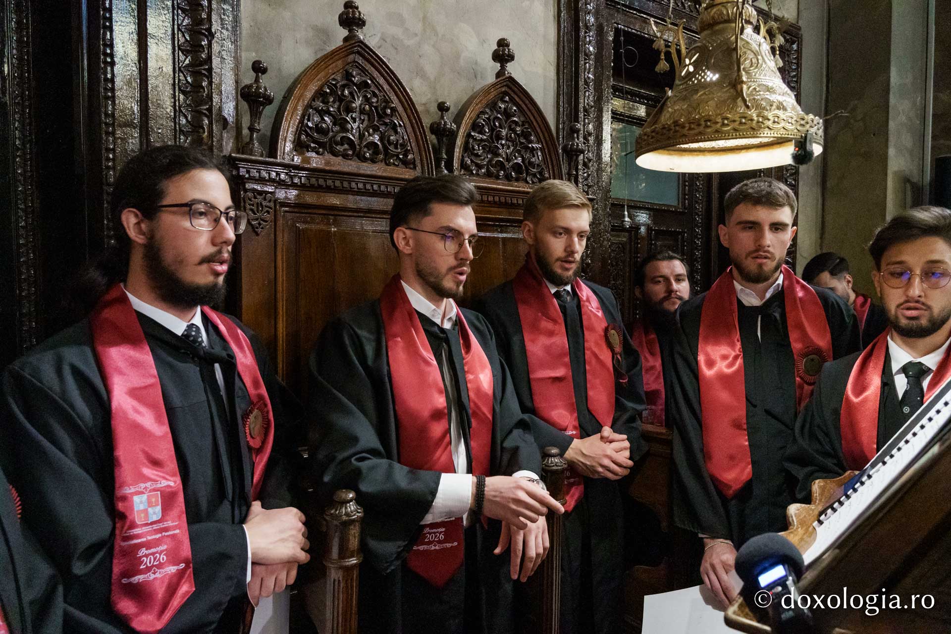 PS Nichifor Botoșăneanul, către absolvenții Facultății de Teologie din Iași: „Jurământul depus astăzi este un chip al rugăciunii, un gând de mulțumire”