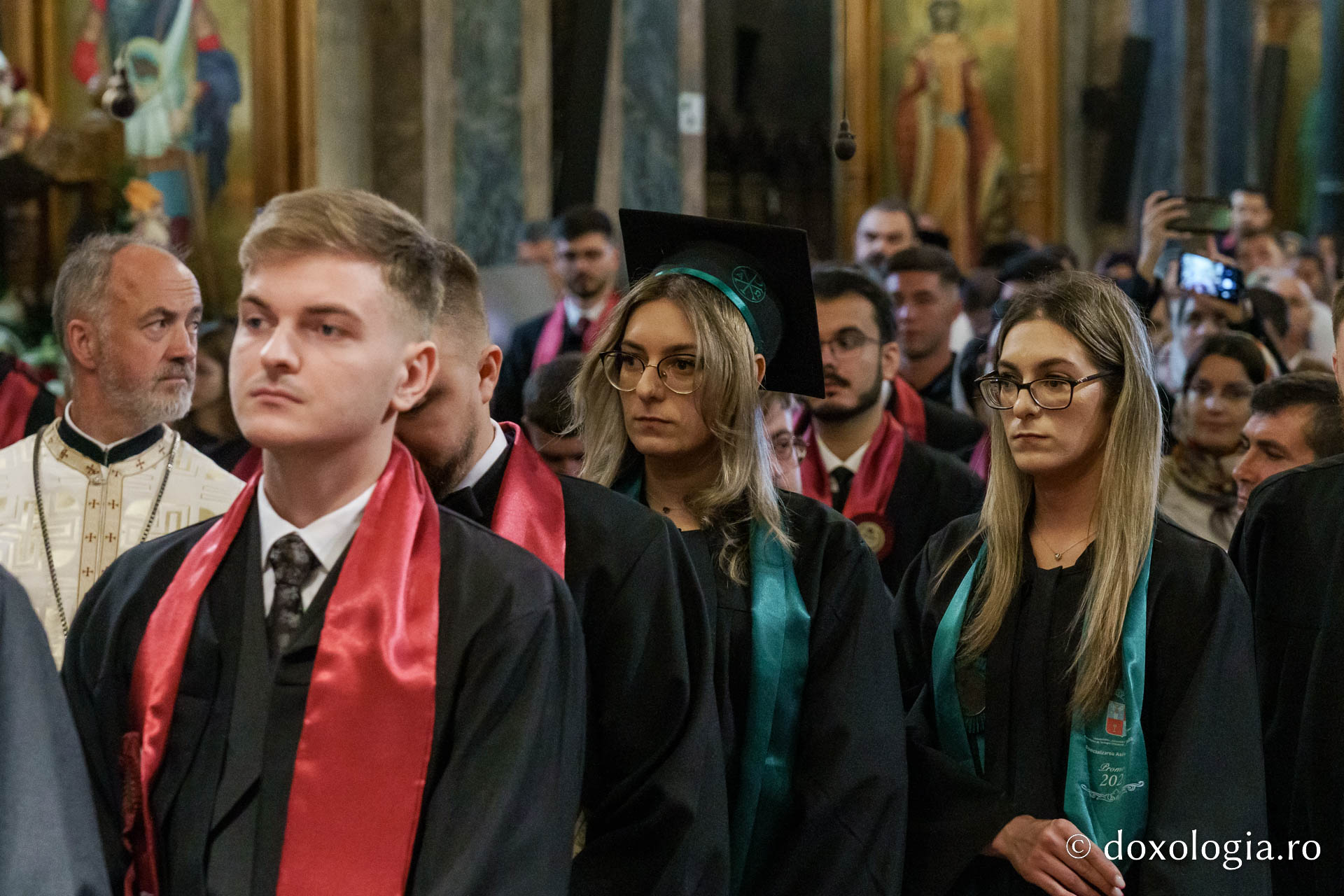 PS Nichifor Botoșăneanul, către absolvenții Facultății de Teologie din Iași: „Jurământul depus astăzi este un chip al rugăciunii, un gând de mulțumire”