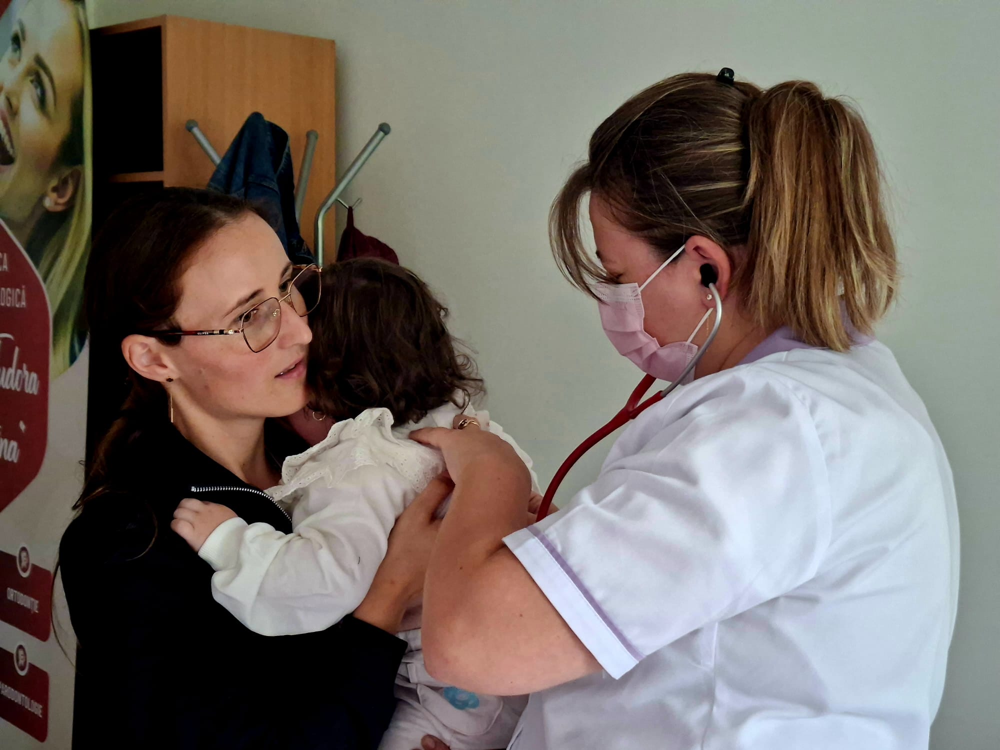 Caravană medicală pentru persoane vulnerabile din comuna Prăjeni