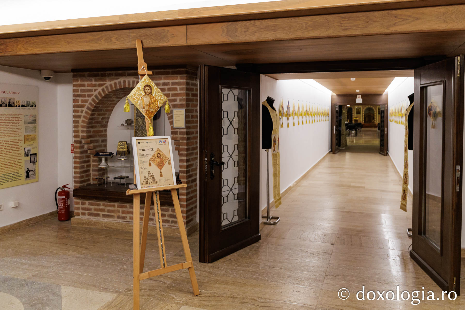 Expoziție de bedernițe, la Muzeul Mitropolitan Iași