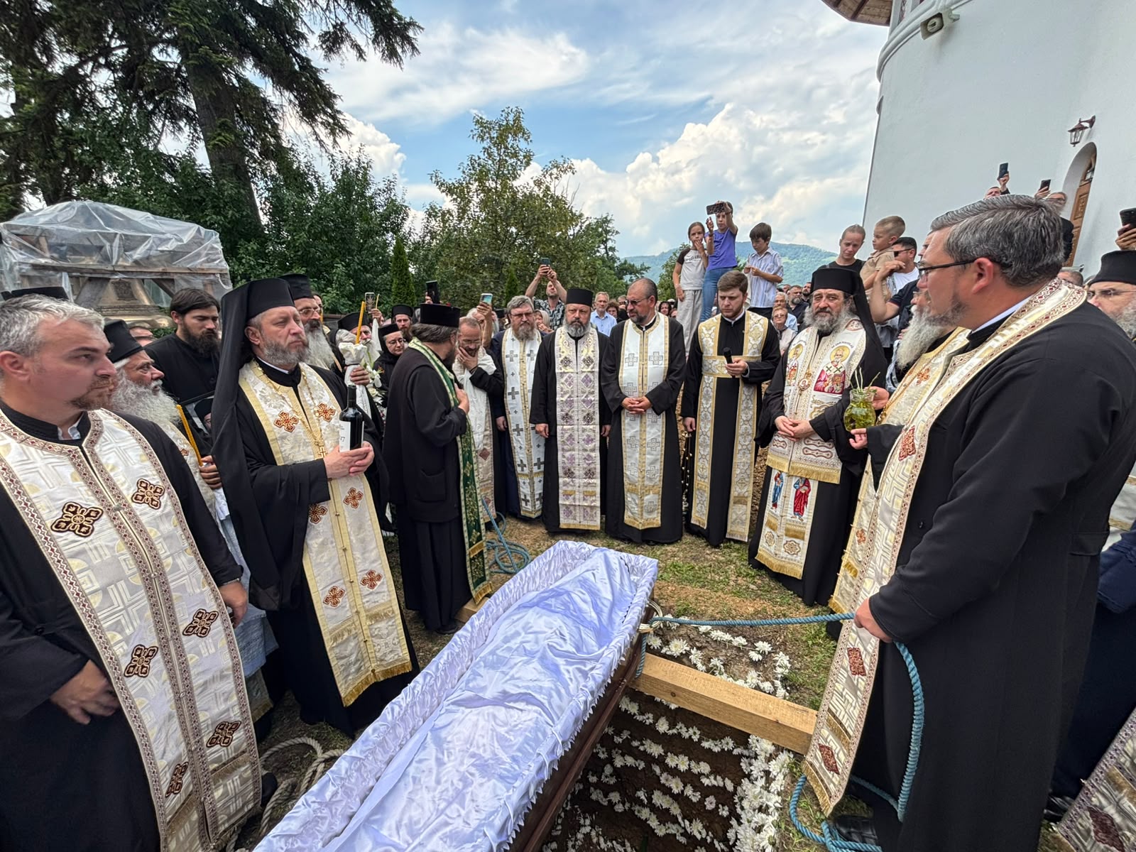 înmormantare protos. Serafim Mihali
