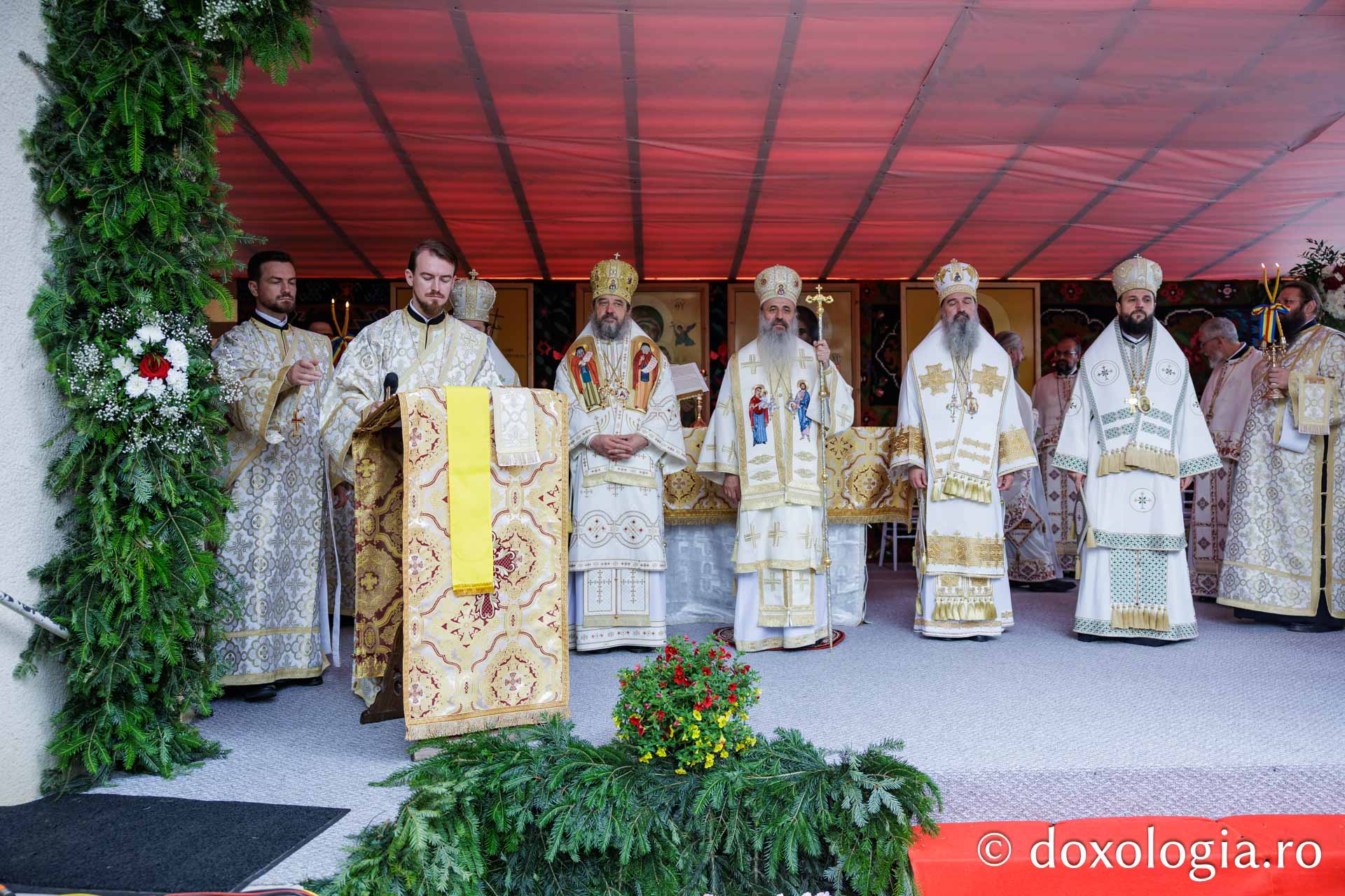 Sfânta Liturghie cu ocazia proclamării locale a canonizării Sfintei Olimpiada din Fărcașa