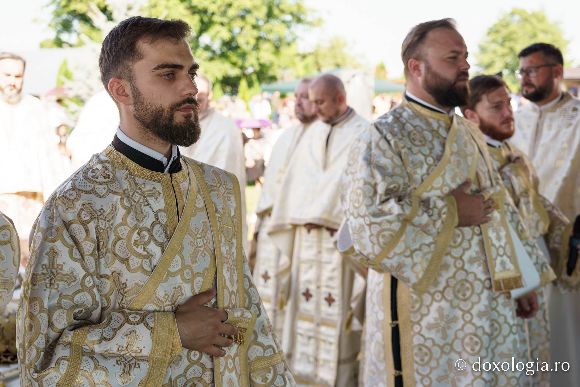 IPS Teofan a resfințit biserica Parohiei Rădeni, închinată Sfântului Mare Mucenic Serghie
