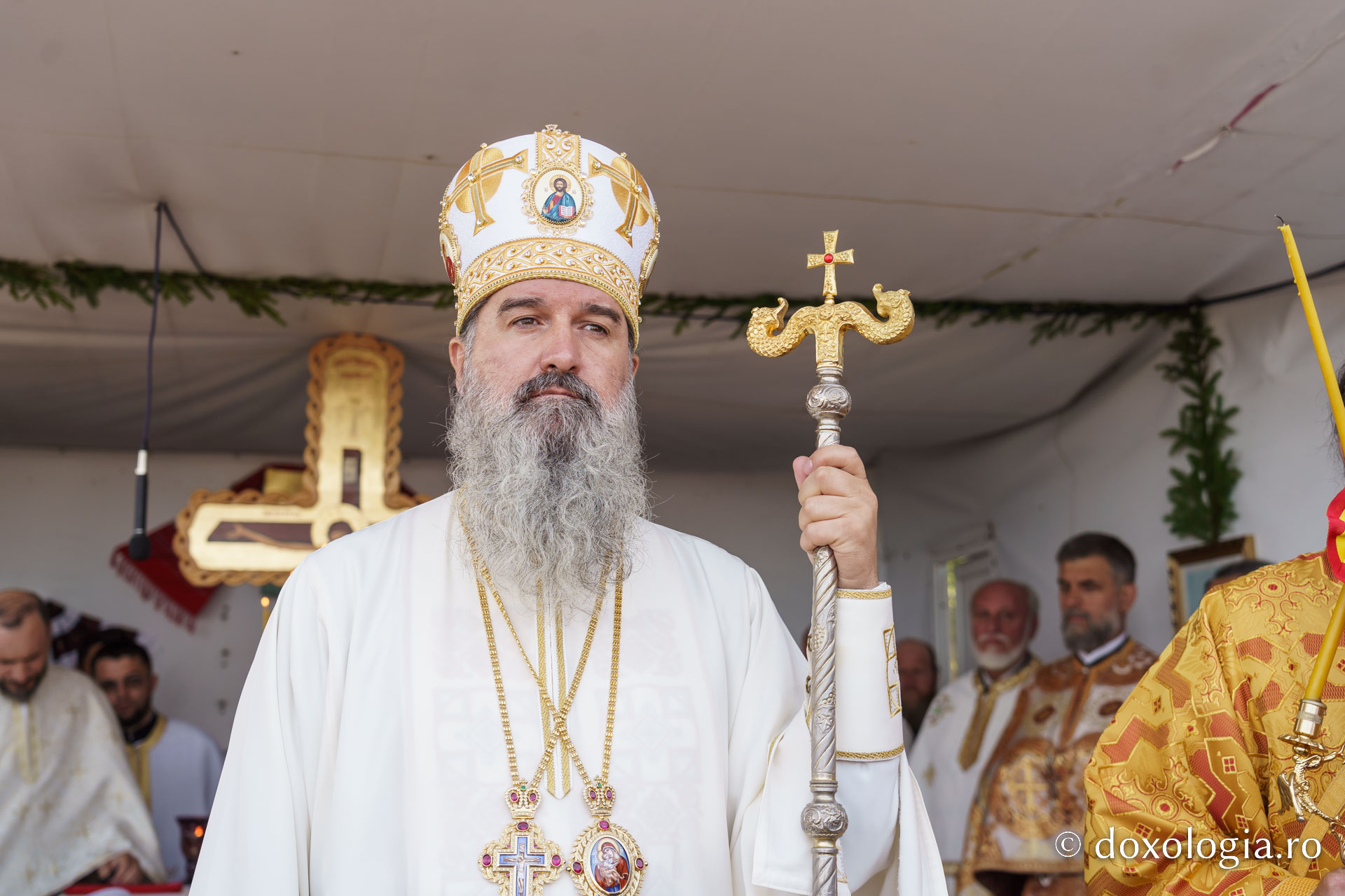 Mănăstirea Ceahlău și-a sărbătorit hramul în prezența a numeroși pelerini