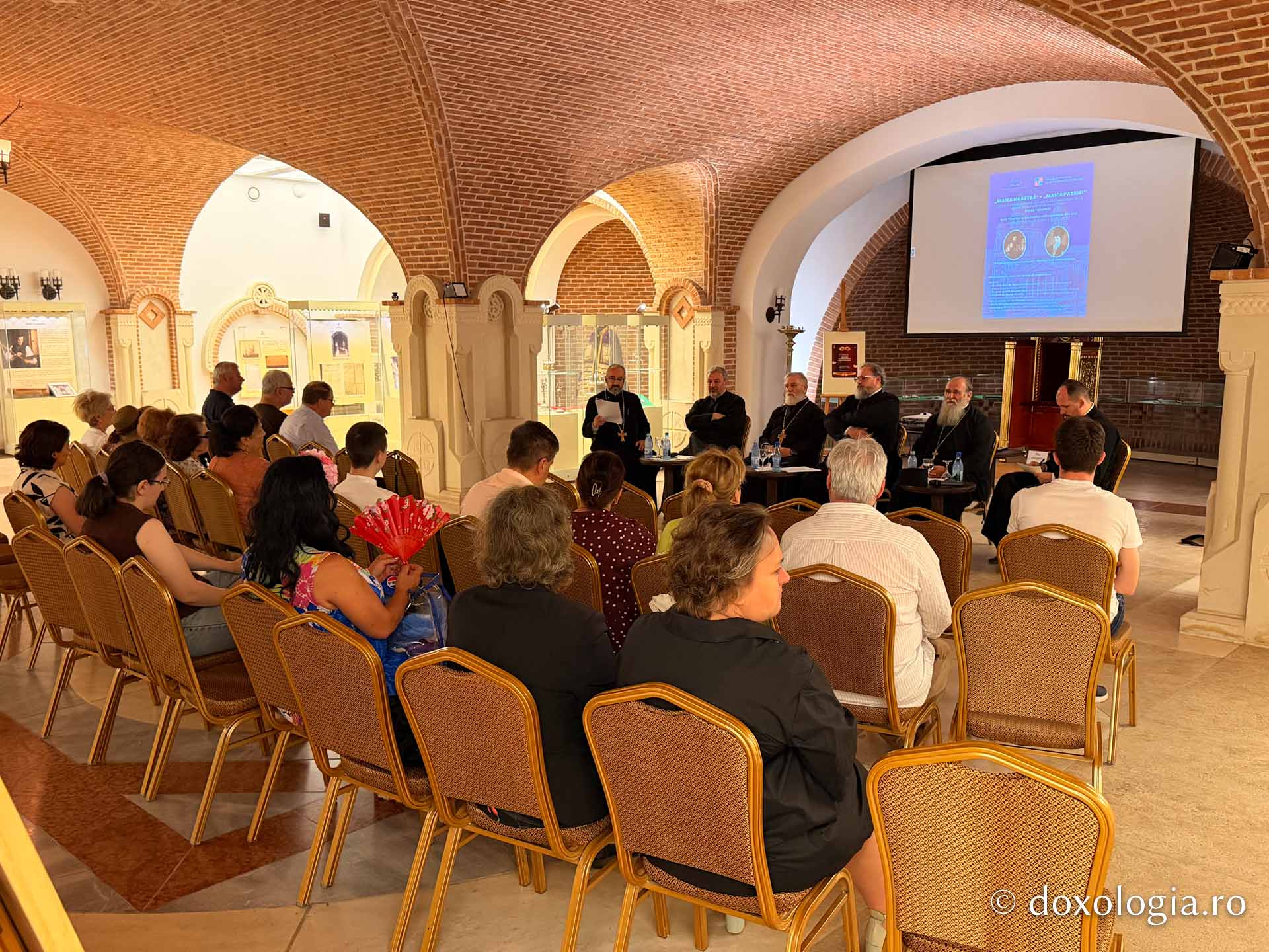 Arhiepiscopia Iașilor și Facultatea de Teologie „Sfântul Dumitru Stăniloae” au marcat 200 de ani de la hotărârea ridicării Catedralei Mitropolitane