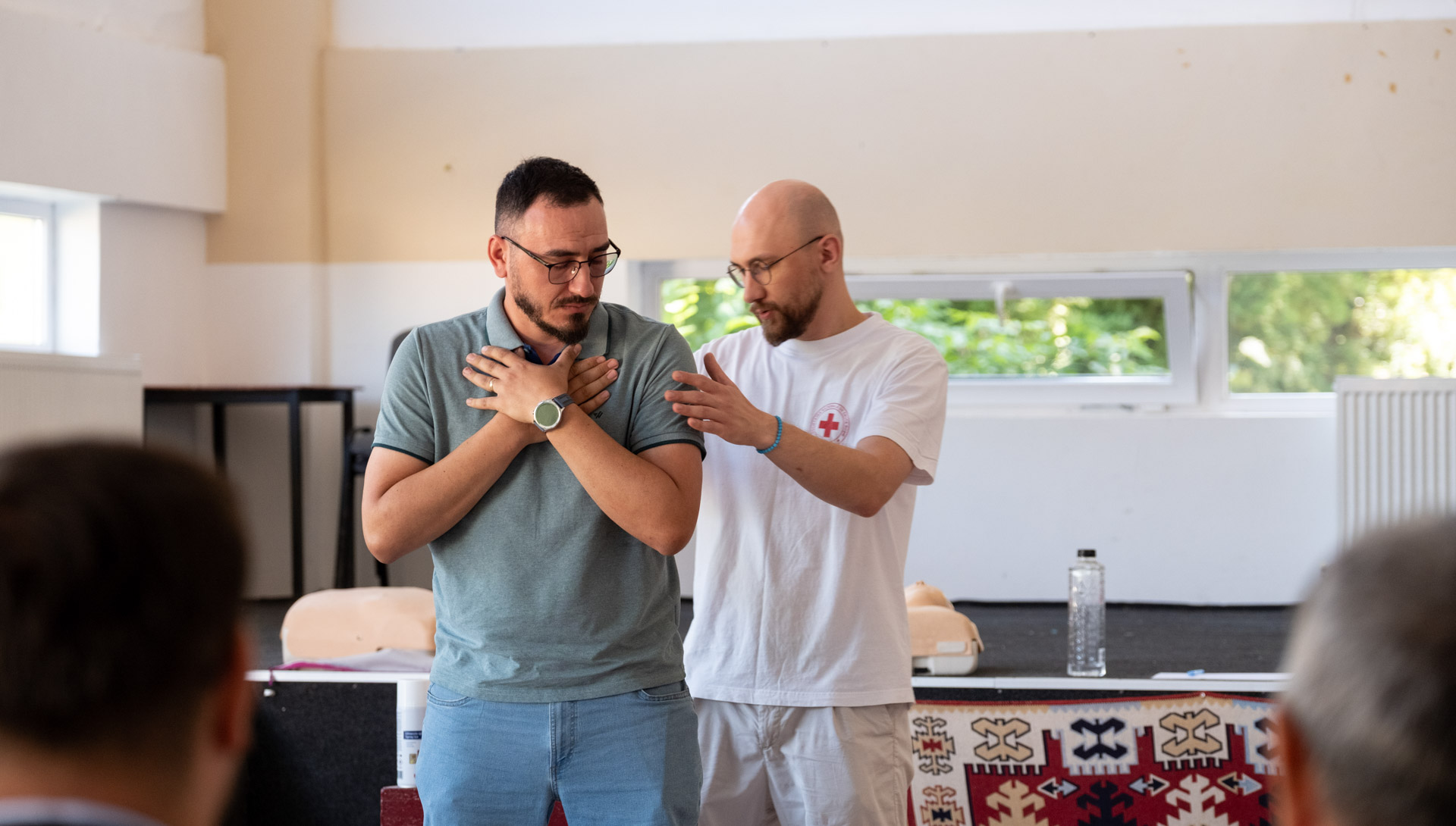 Comunitatea din Dobrovăț se pregătește să salveze vieți. Campania pentru achiziționarea primului defibrilator din comună continuă