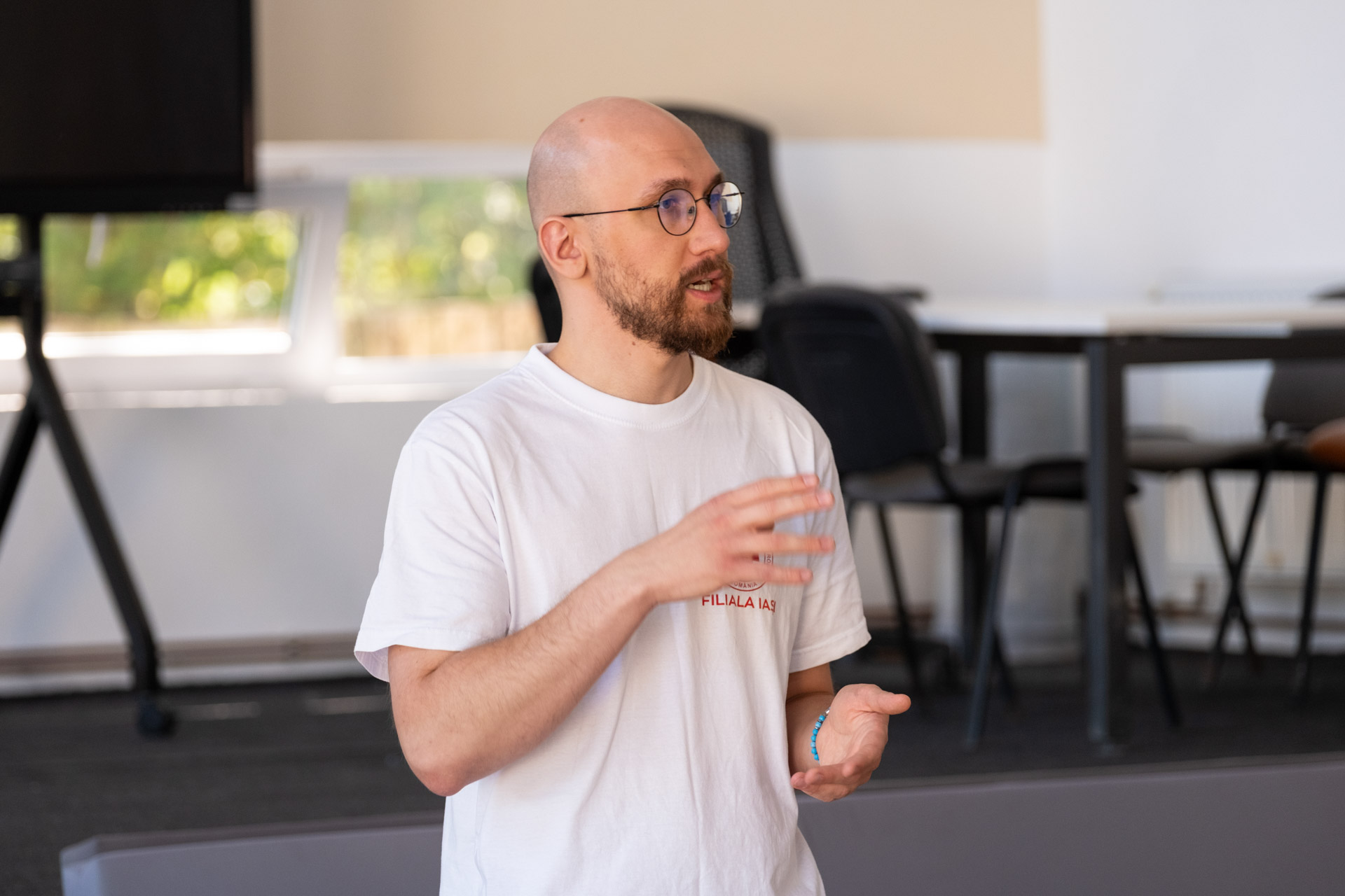 Comunitatea din Dobrovăț se pregătește să salveze vieți. Campania pentru achiziționarea primului defibrilator din comună continuă