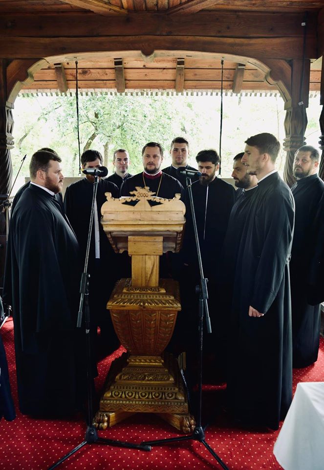 Grupul bizantin „Theologos” al Episcopiei Maramureşului şi Sătmarului