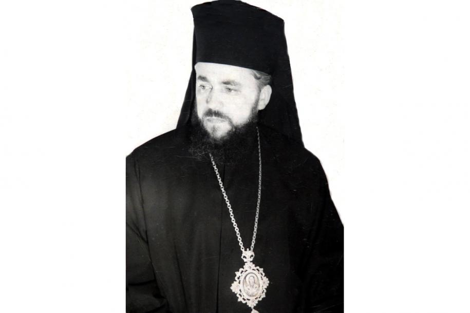 Episcopul Irineu Crăciunaș