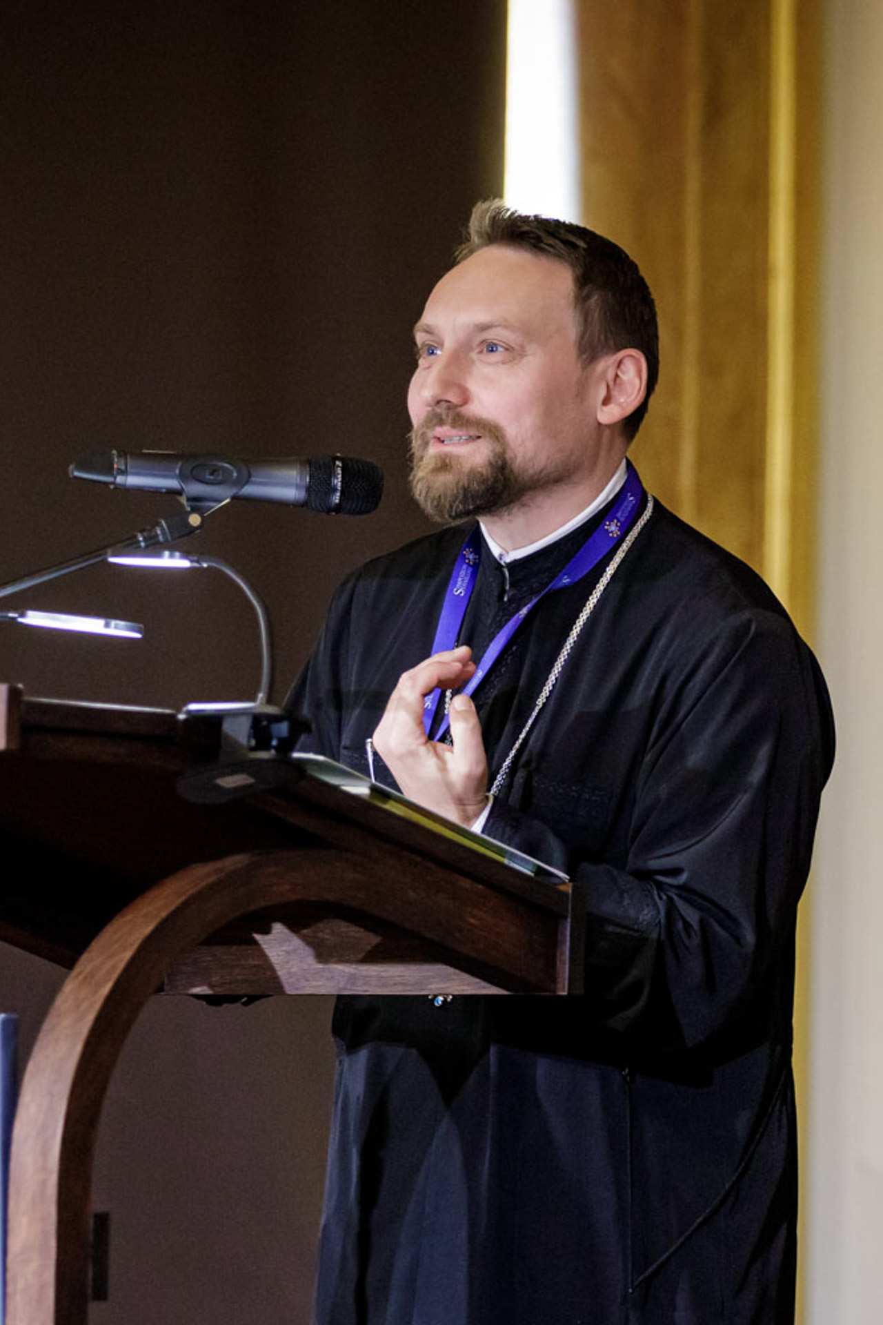Pr. Dragoș Herescu Pr. Dragoș Herescu