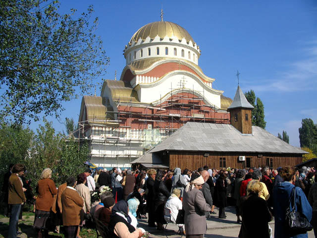 Biserica Sfânta Parascheva Drumul Taberei Bucuresti