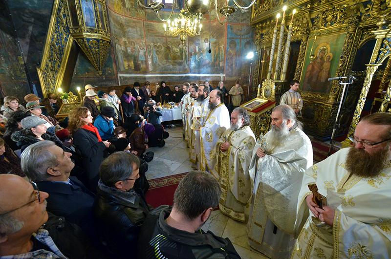 Sfânta Liturghie la Mănăstirea Golia din Iași