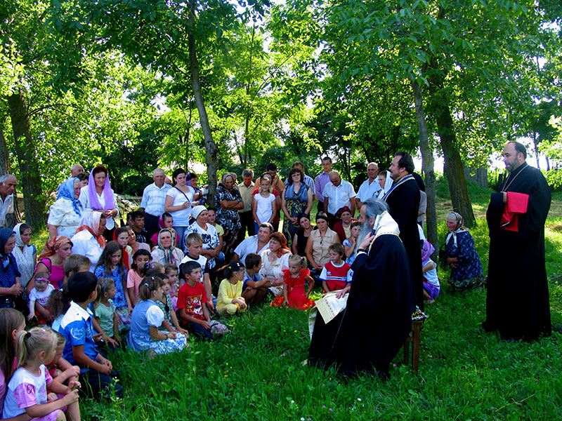 Vizite pastorale ale IPS Teofan în ultimul an (29 fotografii)