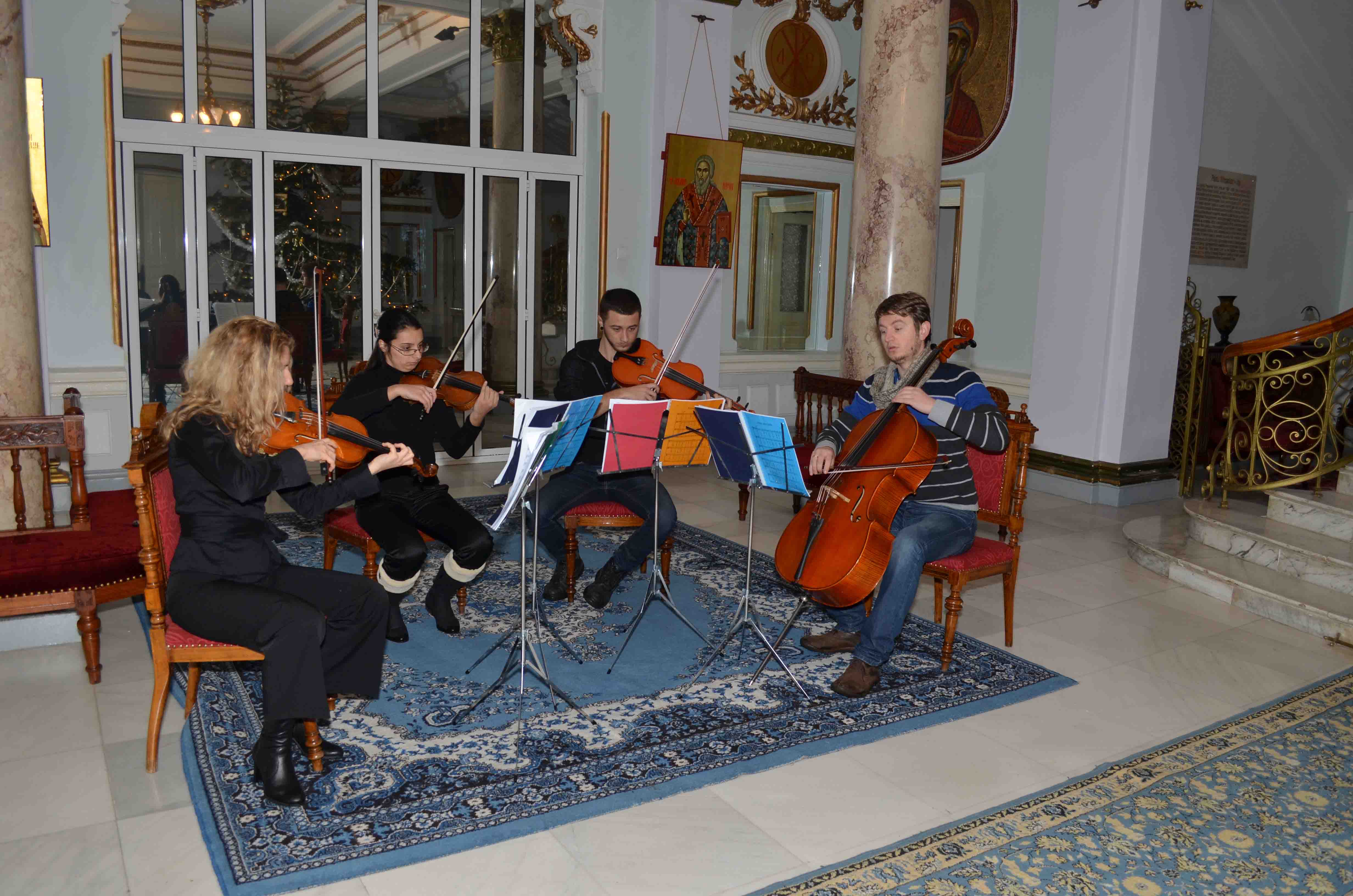 Colindători la Reşedinţa Mitropolitană - Cvartetul Artes din Iași