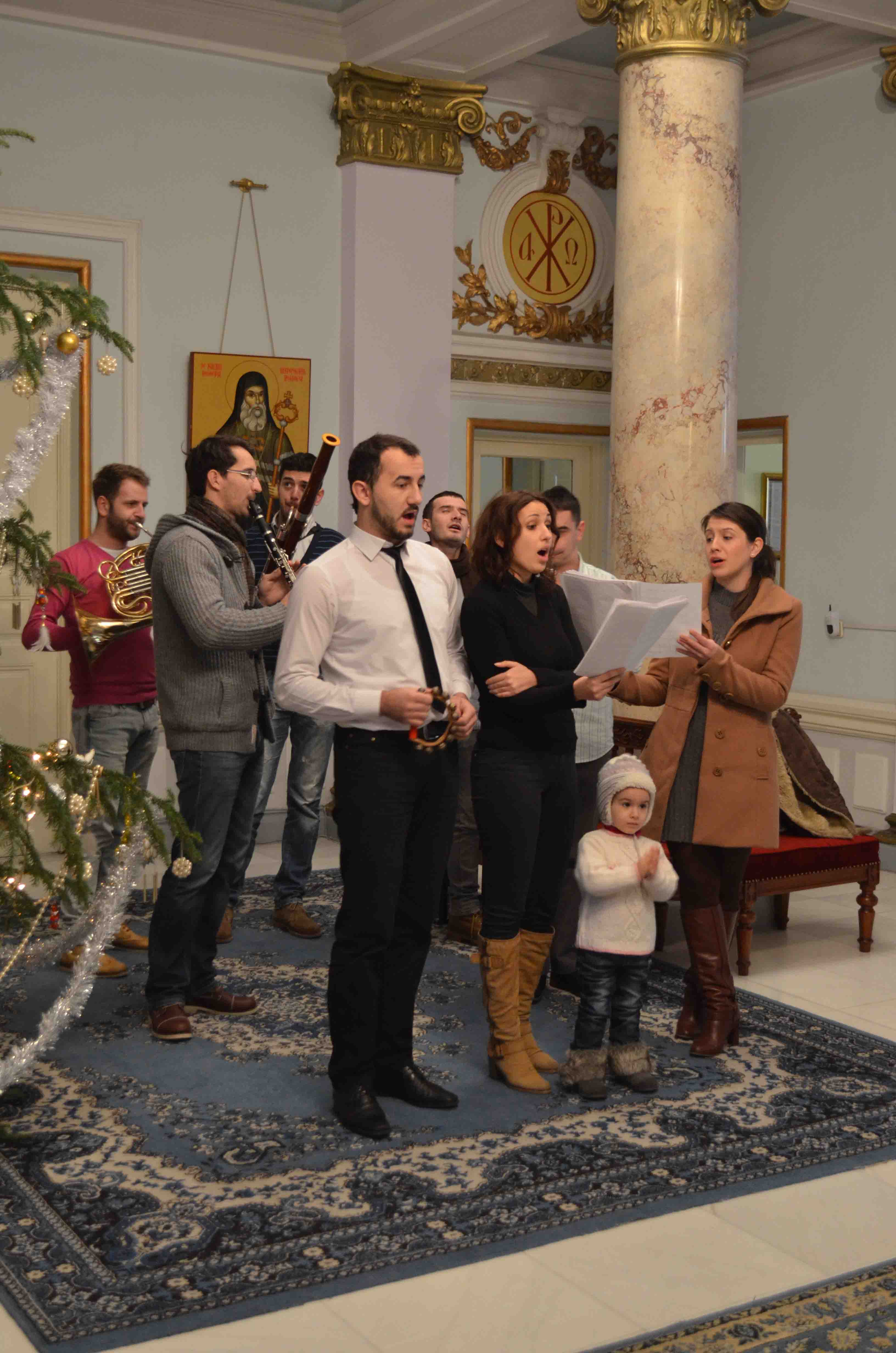 Colindători la Reşedinţa Mitropolitană - Santa's Band