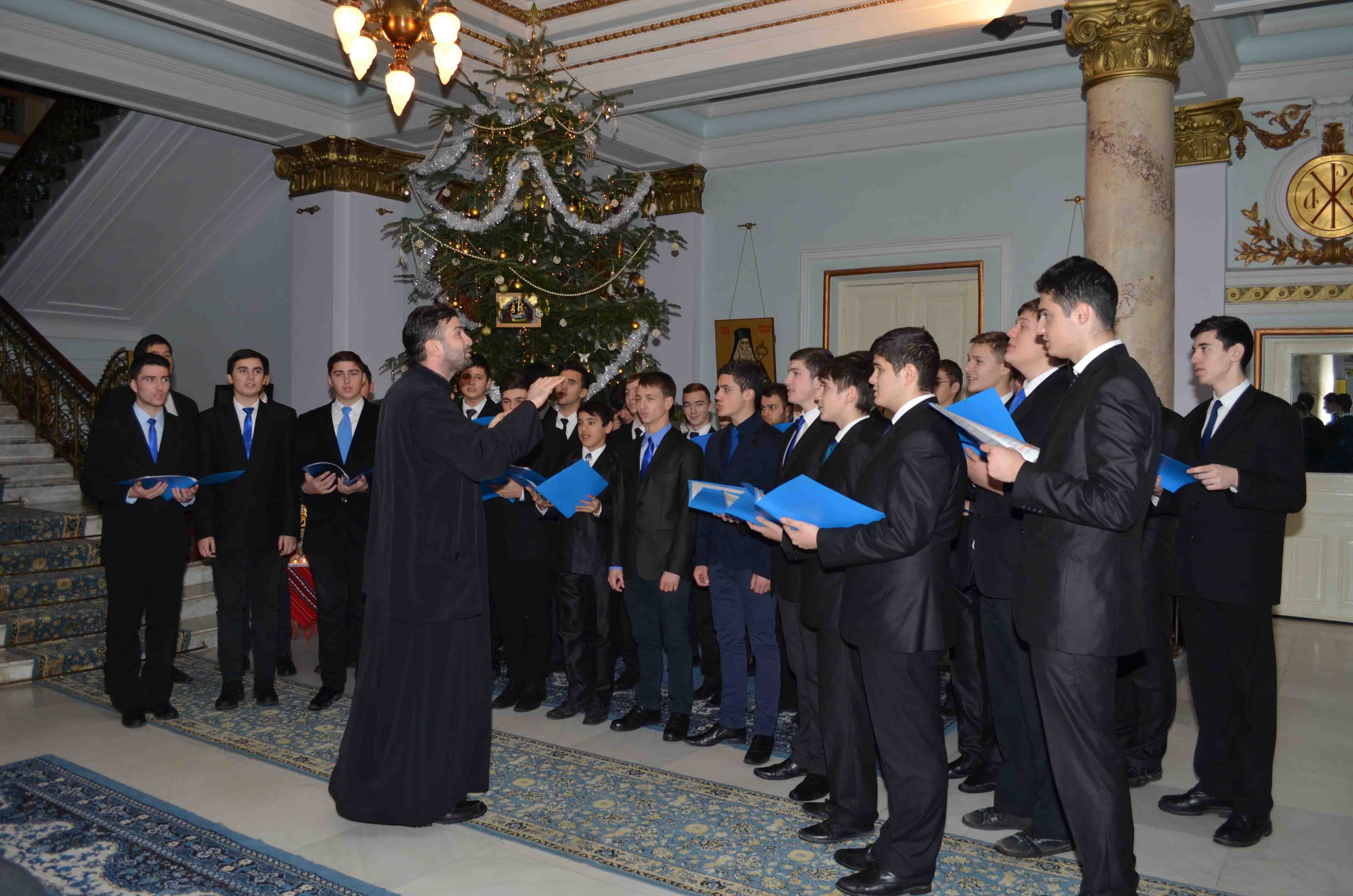 Colindători la Reşedinţa Mitropolitană - Seminarul Teologic Iaşi