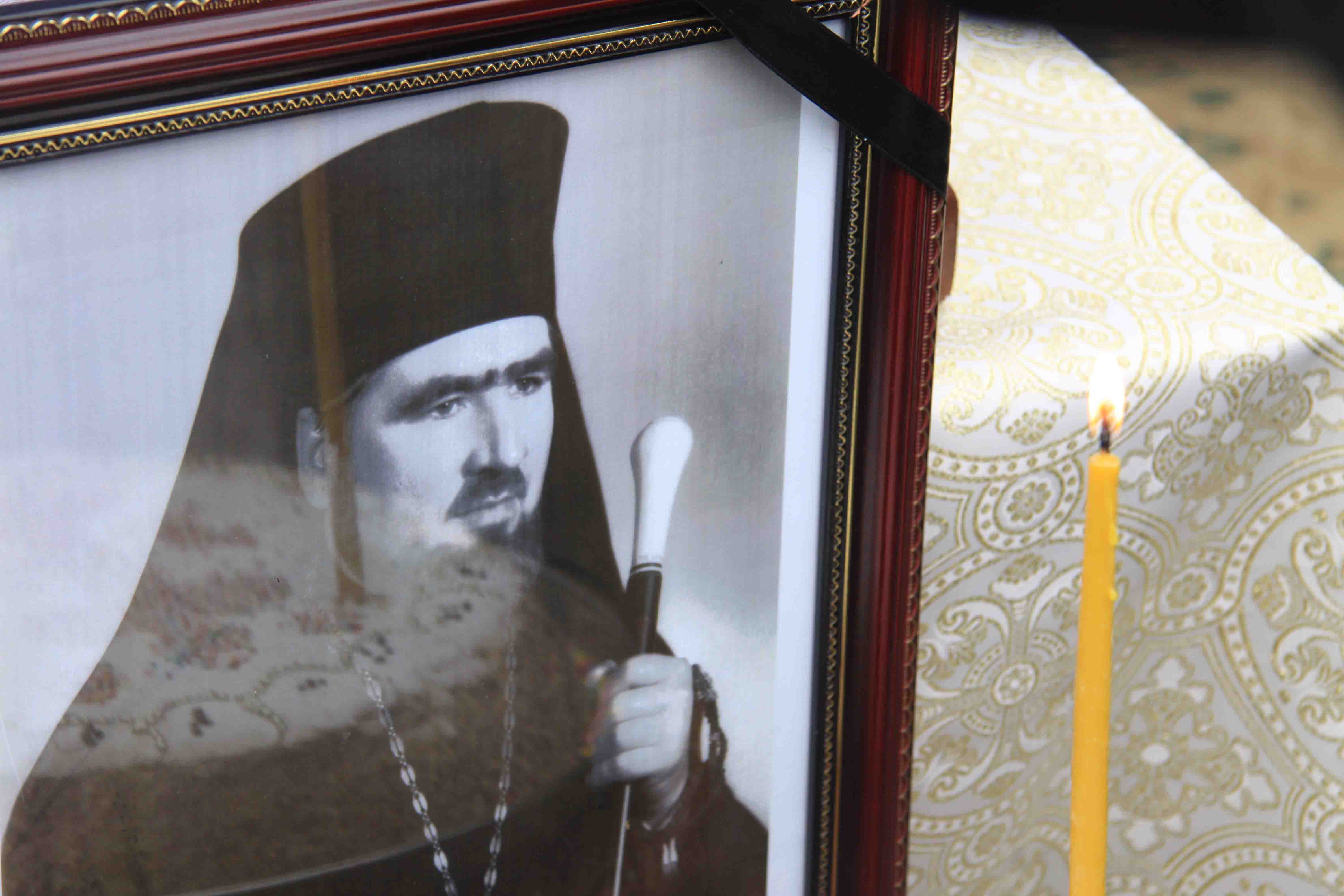 Inmormântarea IPS Adrian Hriţcu