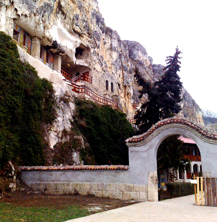 Mănăstirea Basarabov - Bulgaria