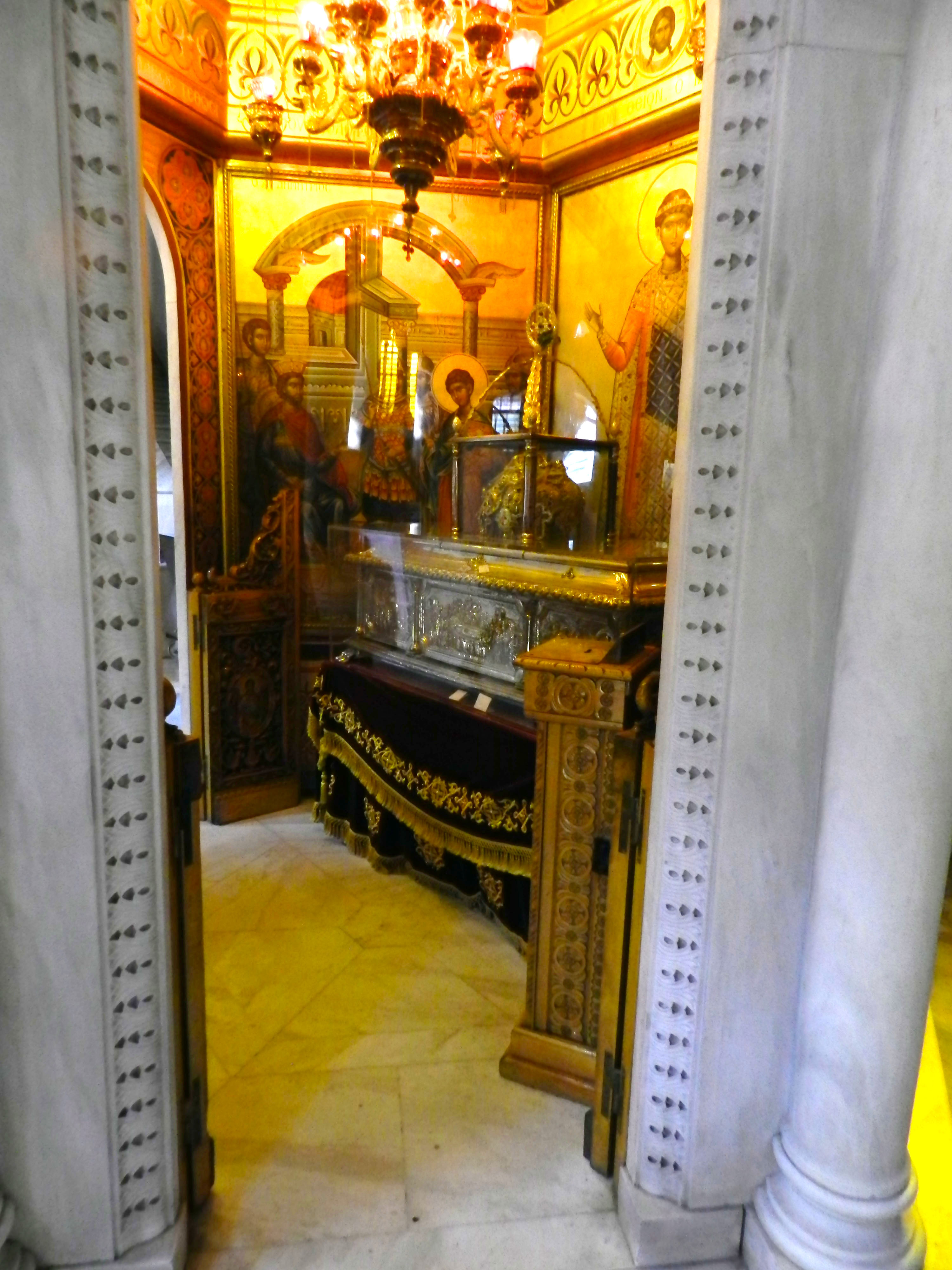 Moaştele Sfântului Mucenic Dimitrie Izvorâtorul de Mir