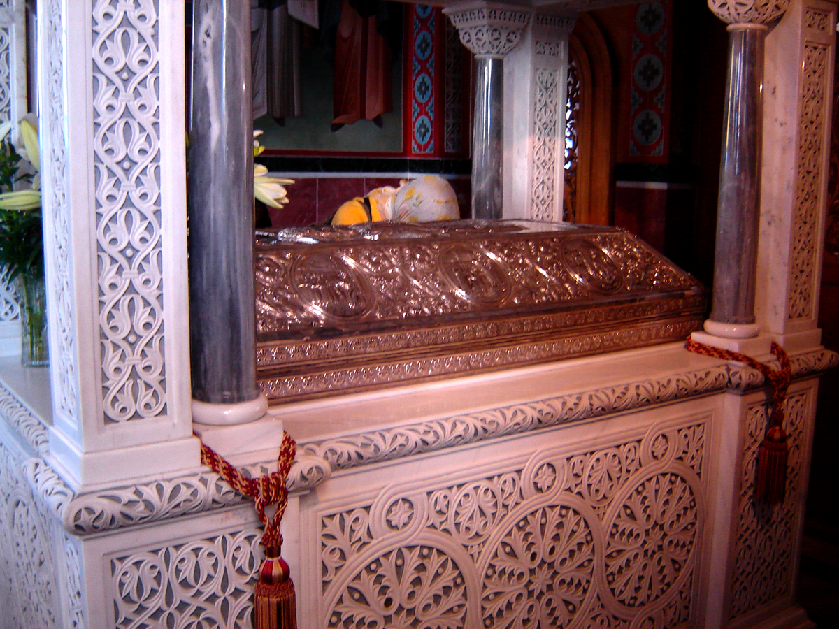 Moaştele Sfântului Ierarh Nectarie de Eghina